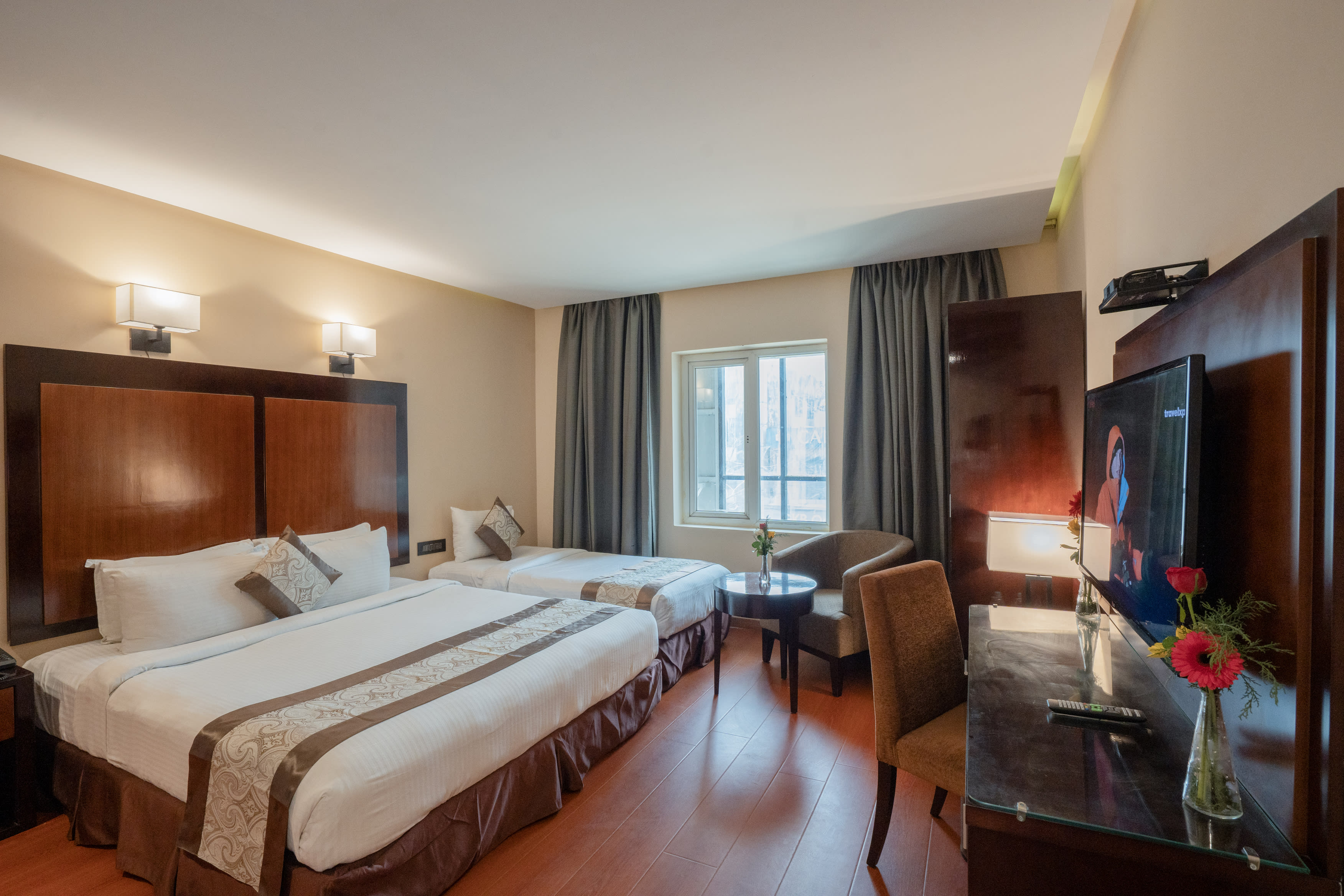 Premium Triple Room view 4