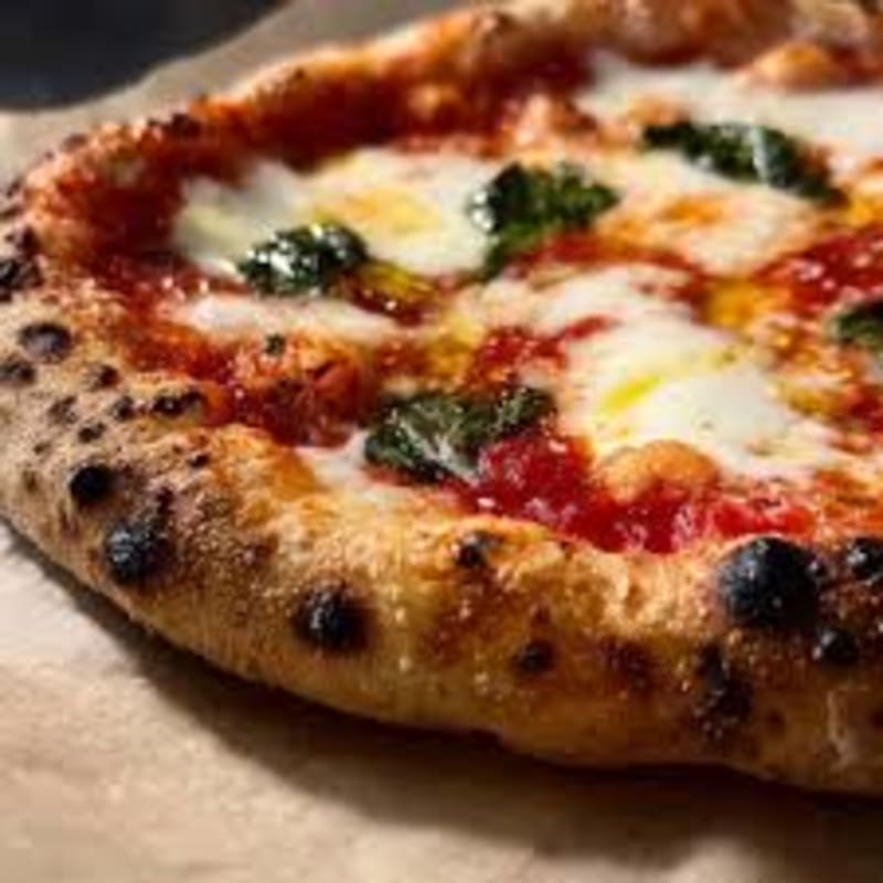 Pizza Montanara – Pizzeria Al Basilico, Verona