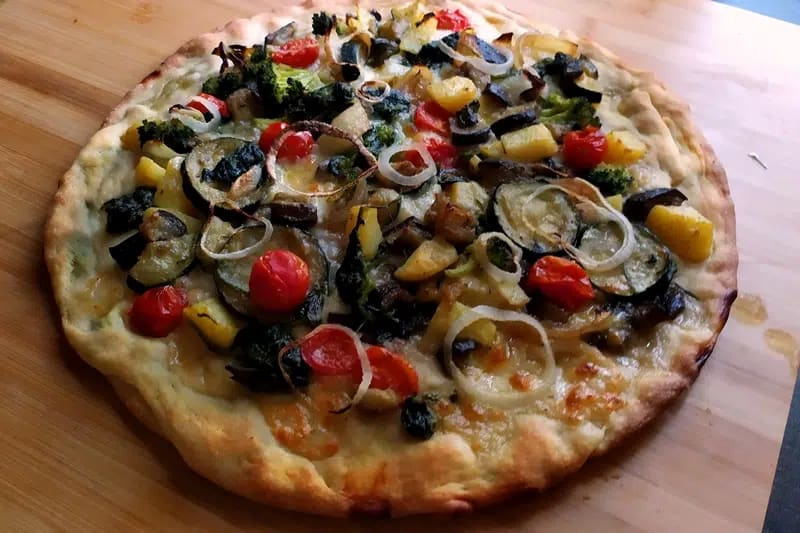 Pizza Vegetariana – Pizzeria Al Basilico, Verona