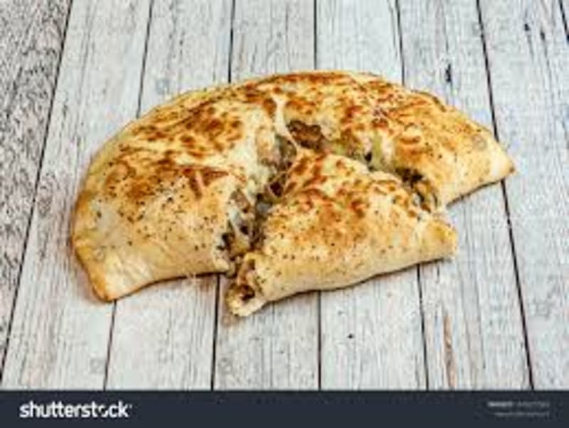 Pizza Calzone kebab – Pizzeria Al Basilico, Verona