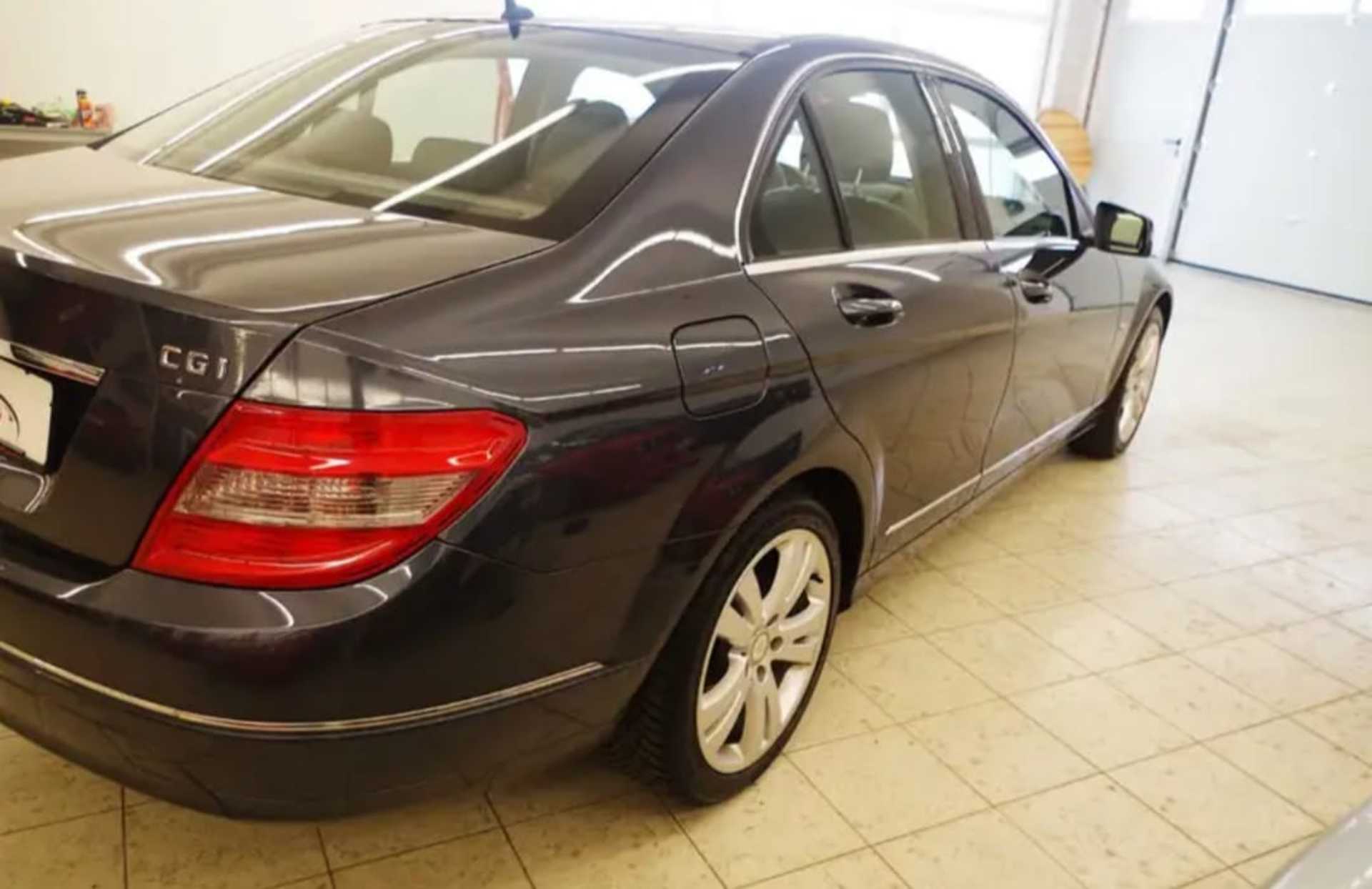 Mercedes-Benz C-Class C - 200 CGI - 2