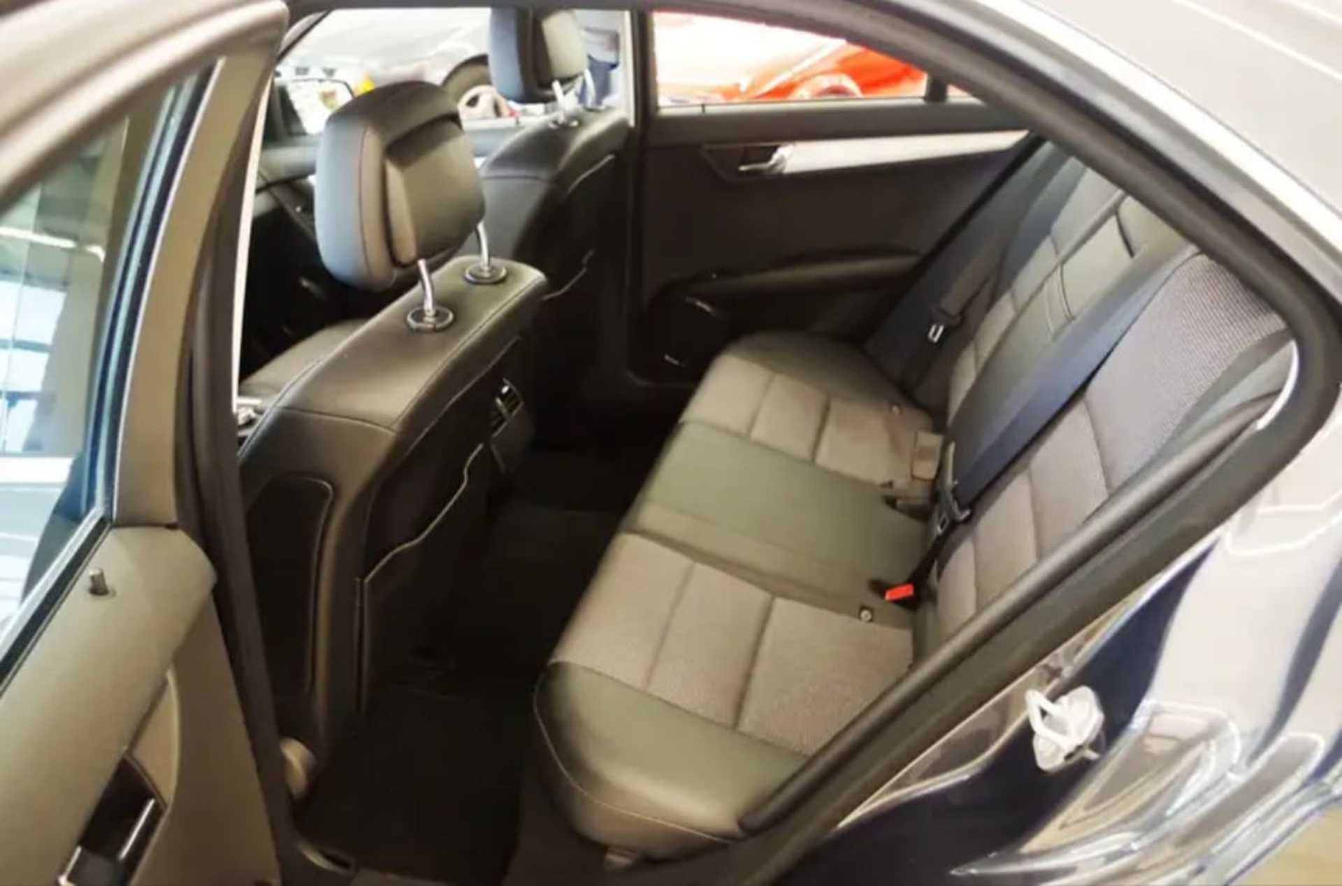 Mercedes-Benz C-Class C - 200 CGI - 8