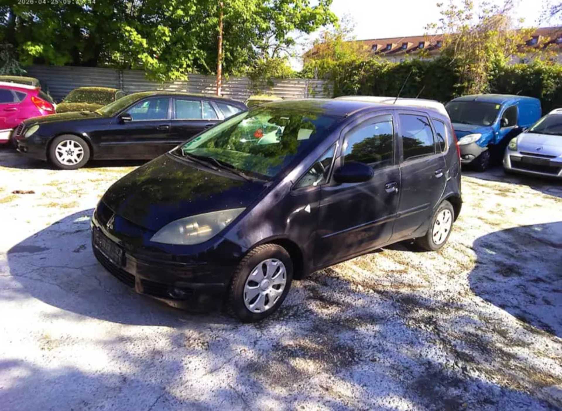 Mitsubishi Colt - 4