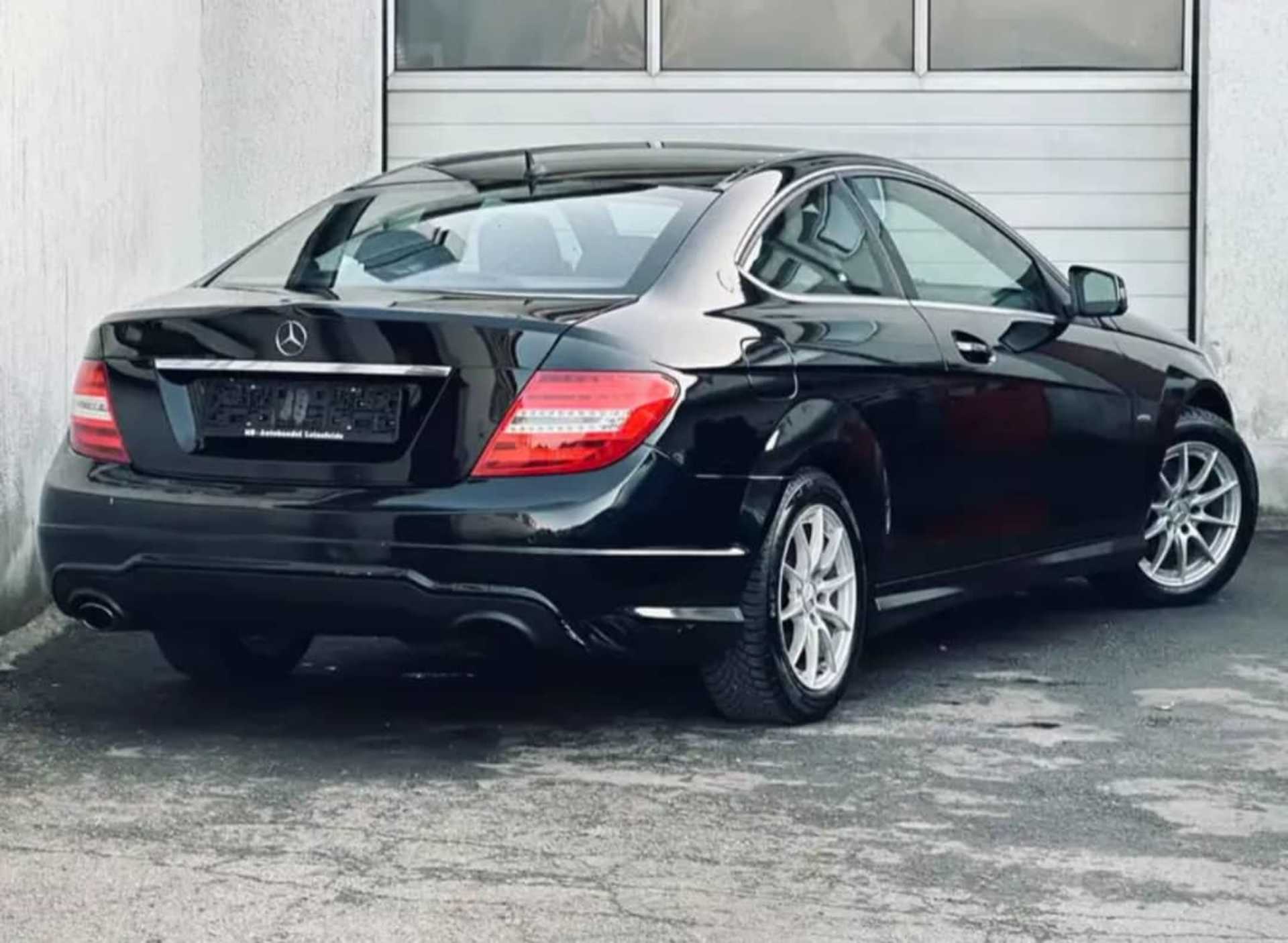 Mercedes-Benz C-Class C 180 - 9