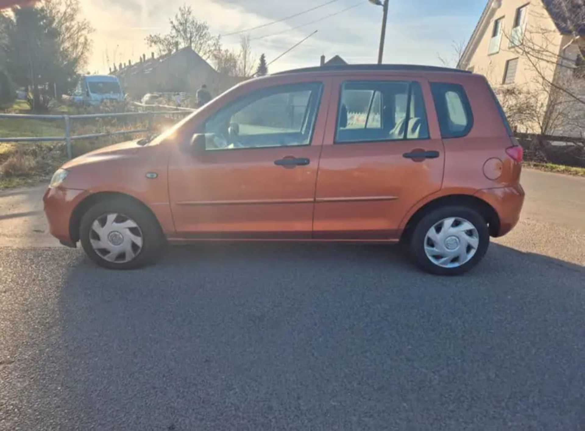 Mazda Mazda2 - 4