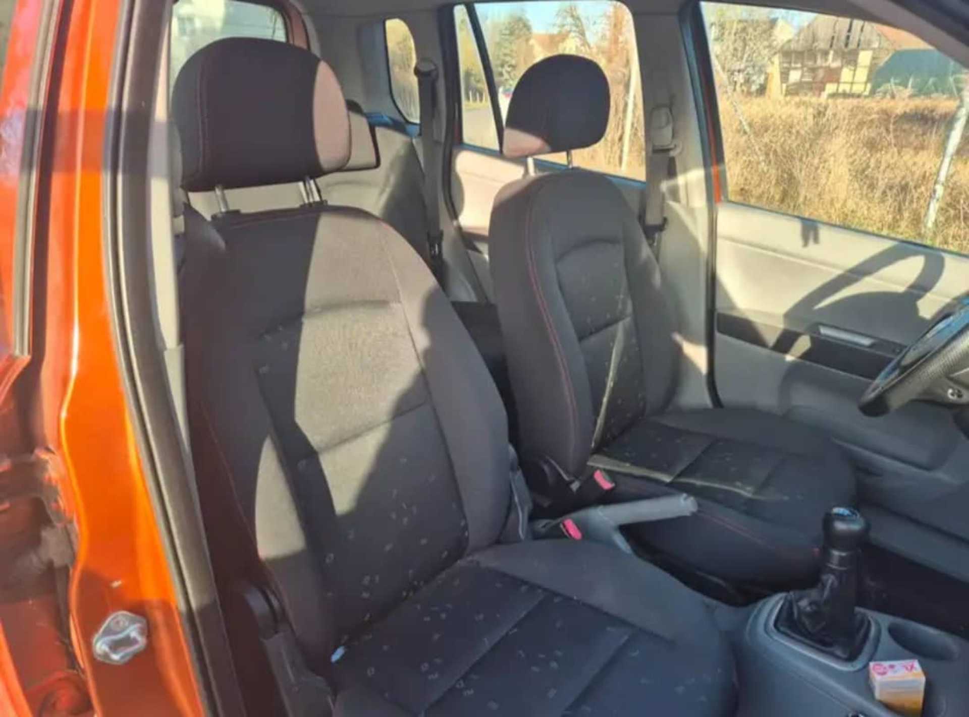 Mazda Mazda2 - 5