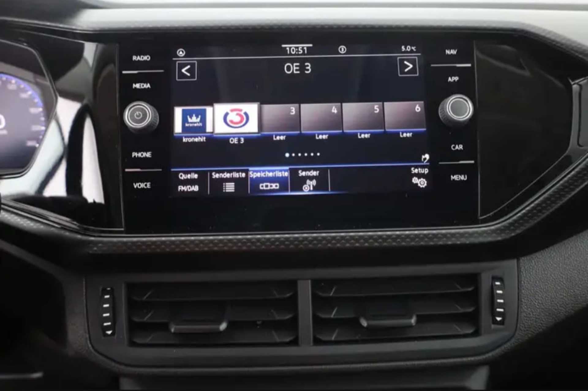 Volkswagen T-Cross - 3