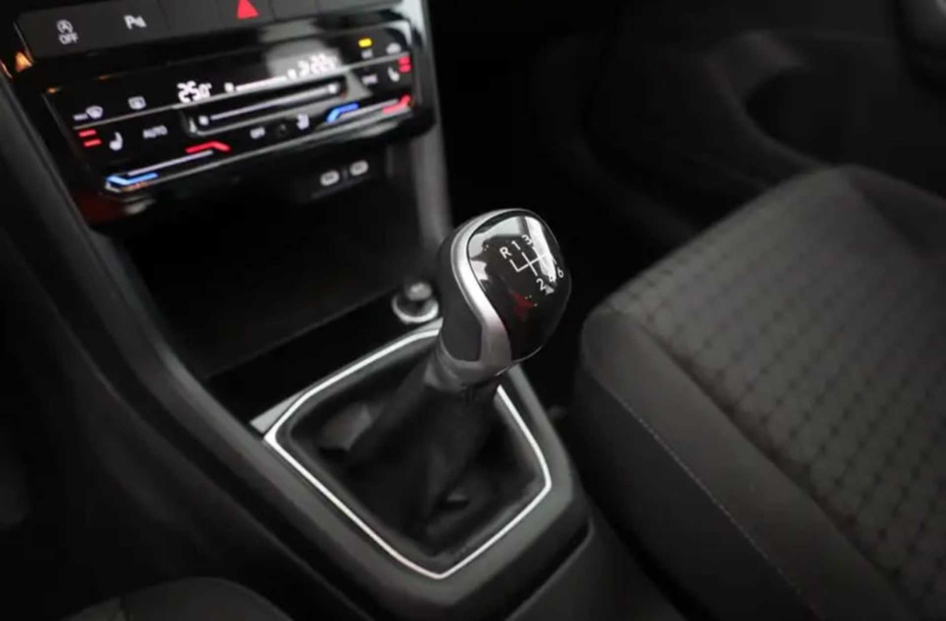 Volkswagen T-Cross - 4