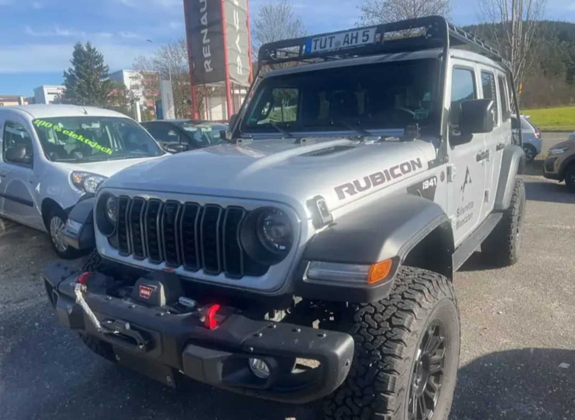 Jeep Wrangler  - 5