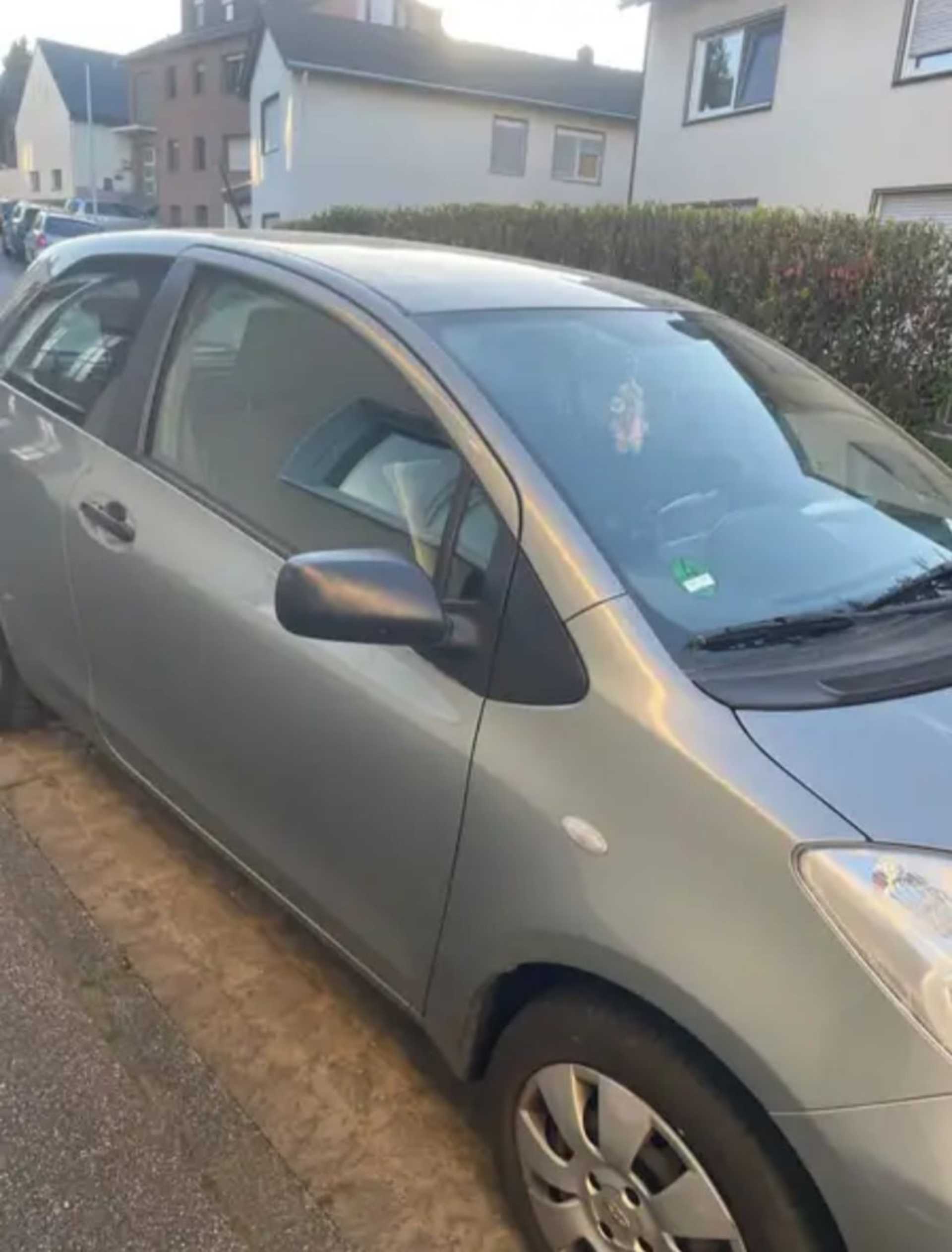 Toyota Yaris - 5