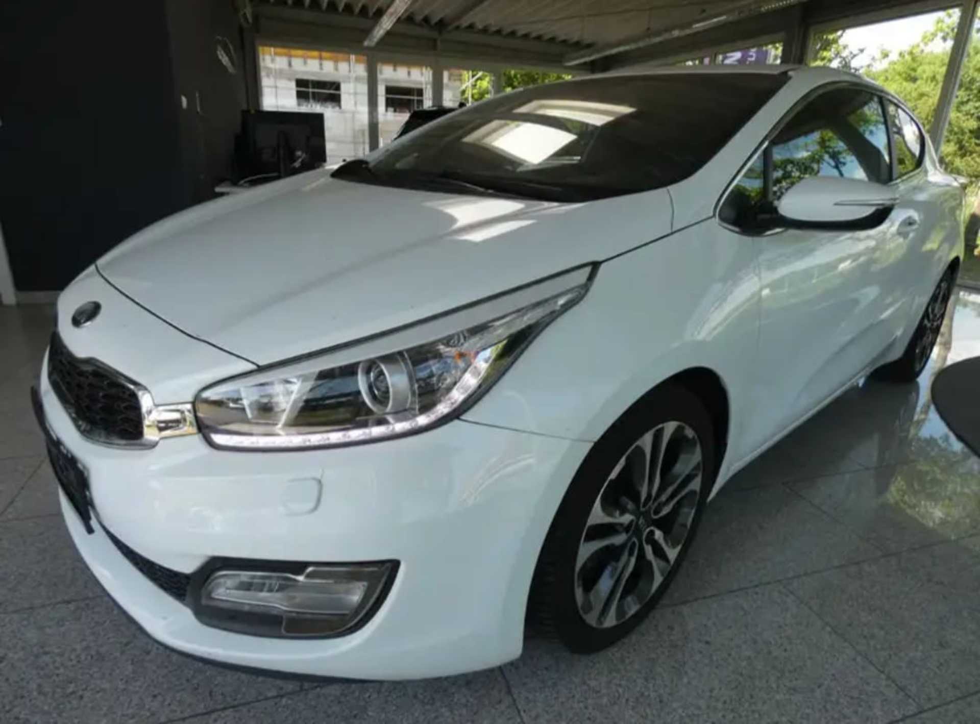 Kia Ceed - 6