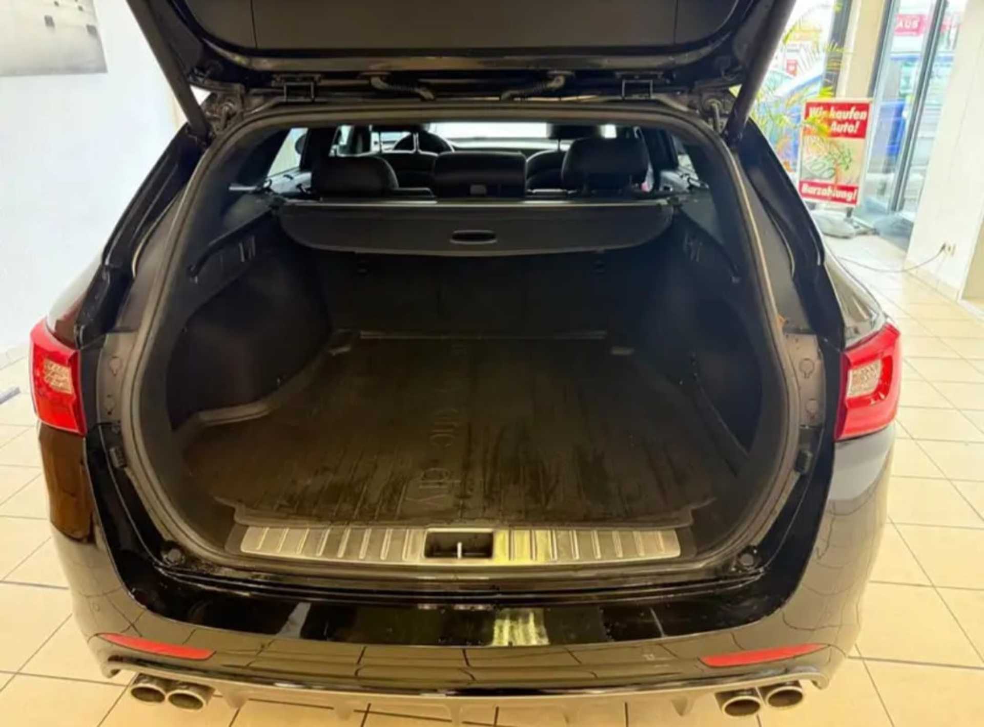Kia Optima SportsWagon GT - 9