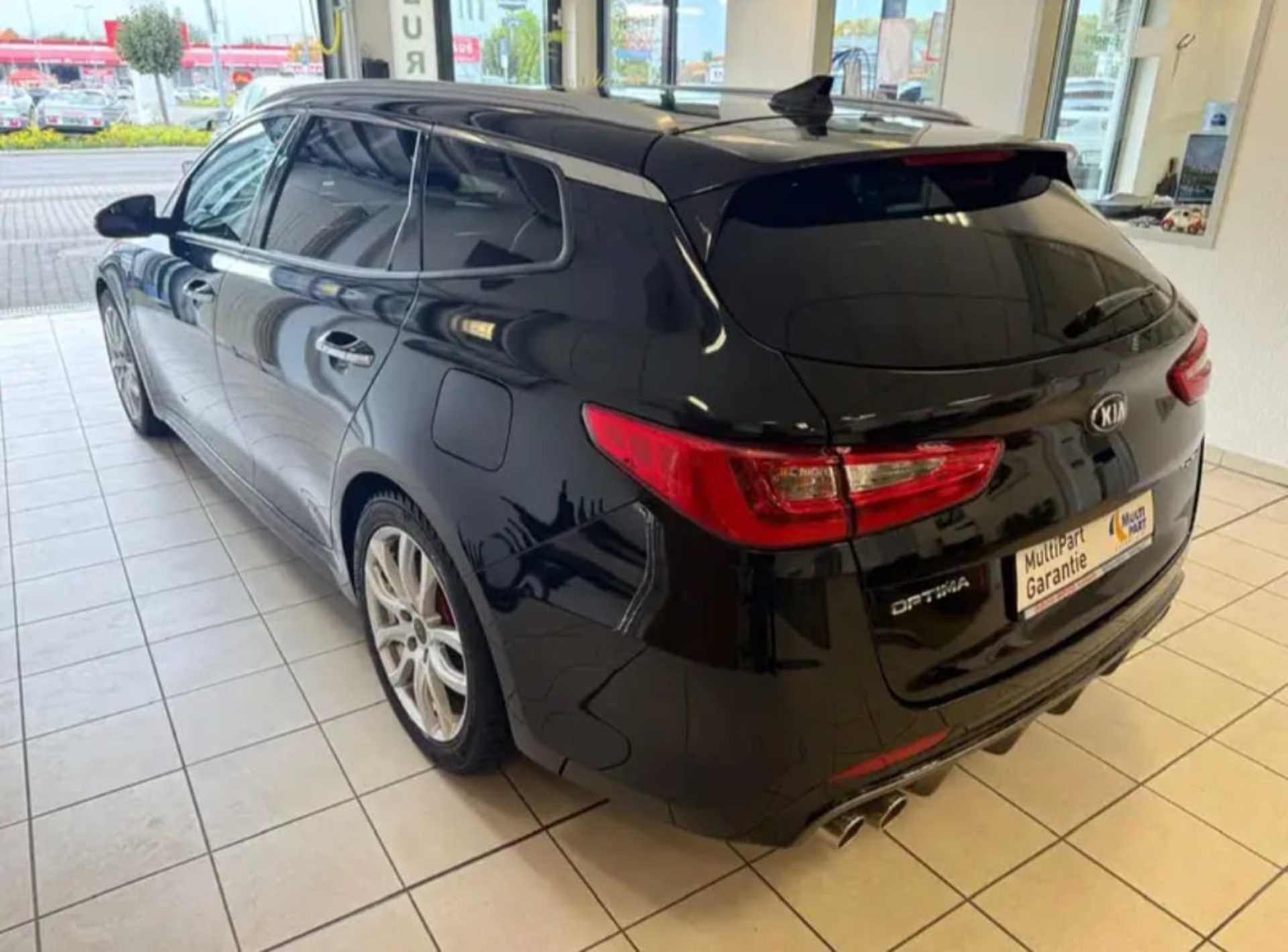 Kia Optima SportsWagon GT - 10