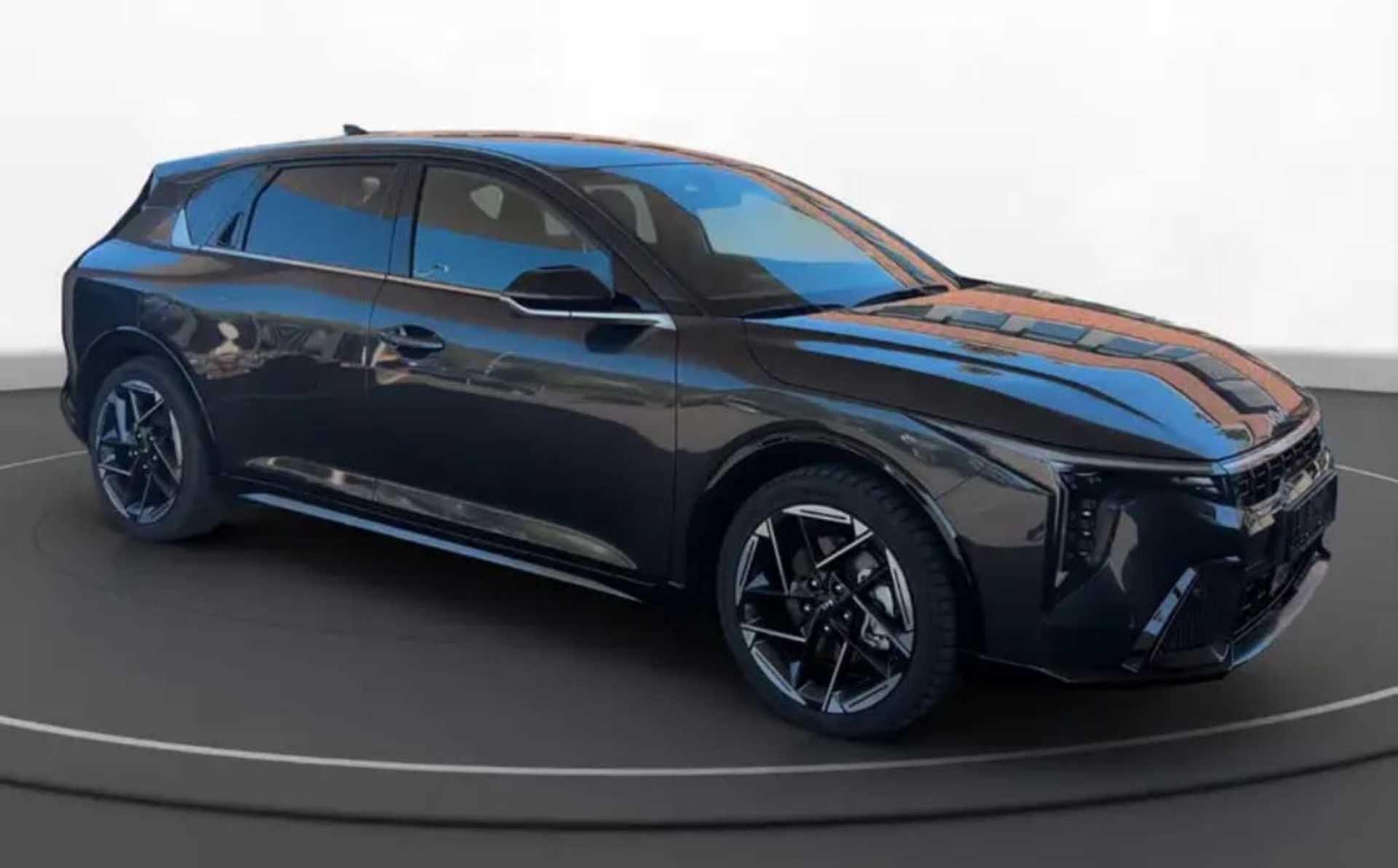 Kia K4 1.4 T-GDI GT-Line DCT - 1
