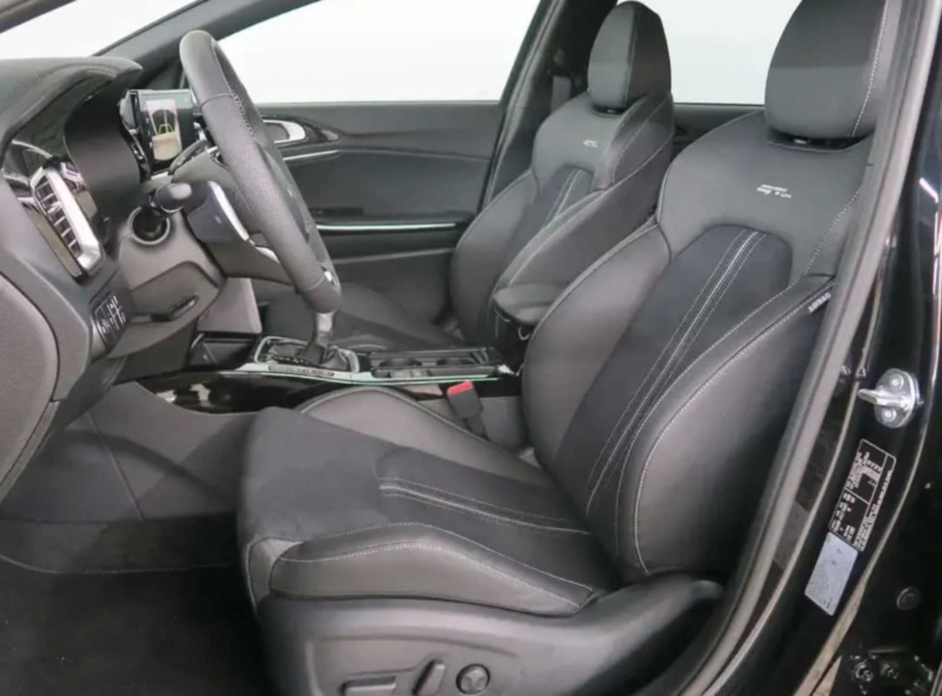 Kia Ceed - 6
