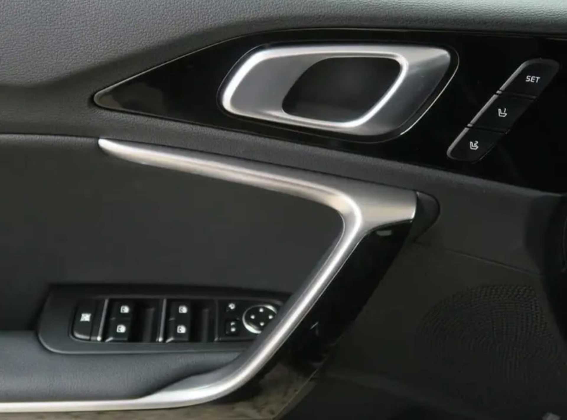 Kia Ceed - 9