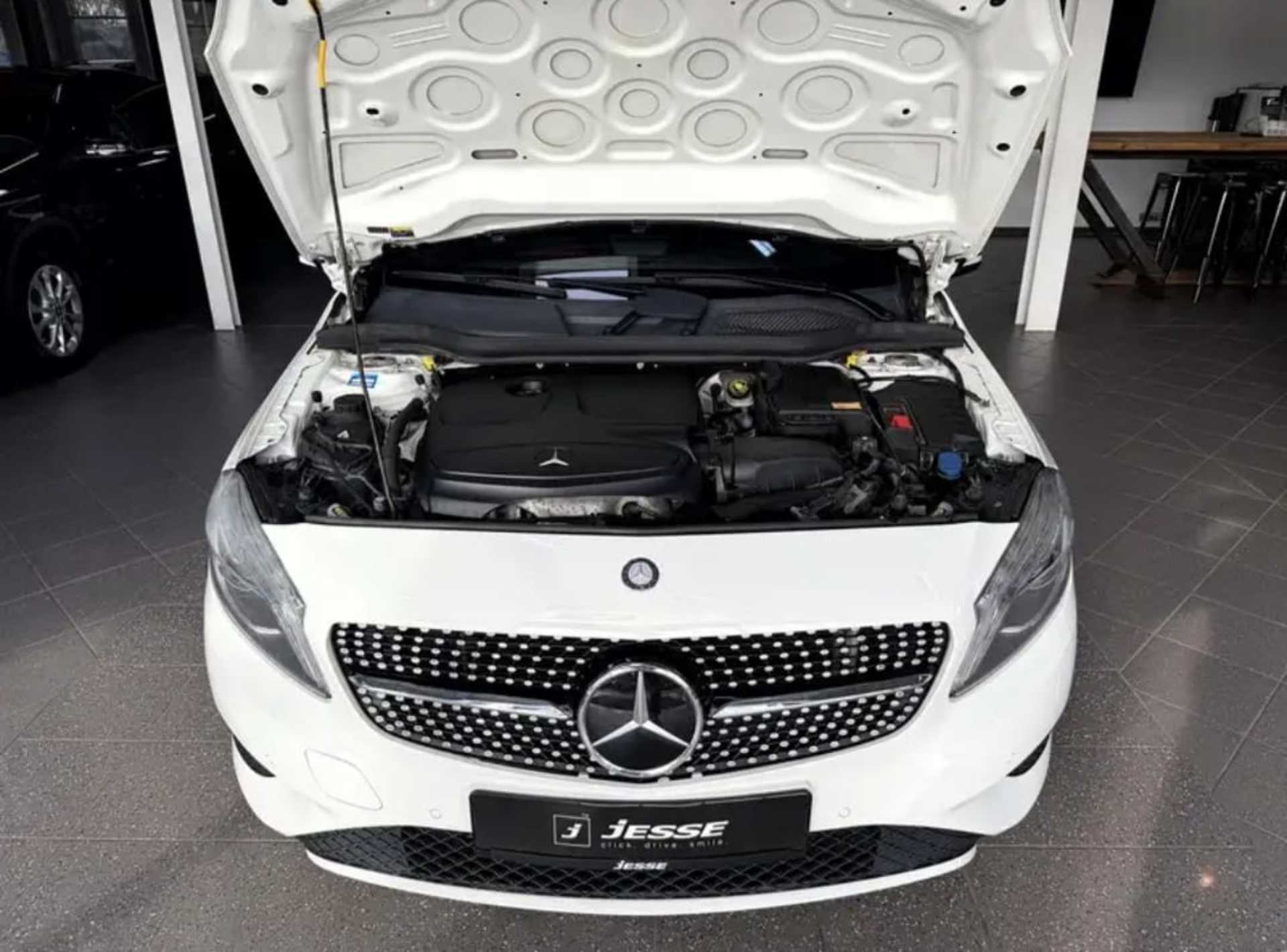 Mercedes-Benz A-Class  200 Style B - 4