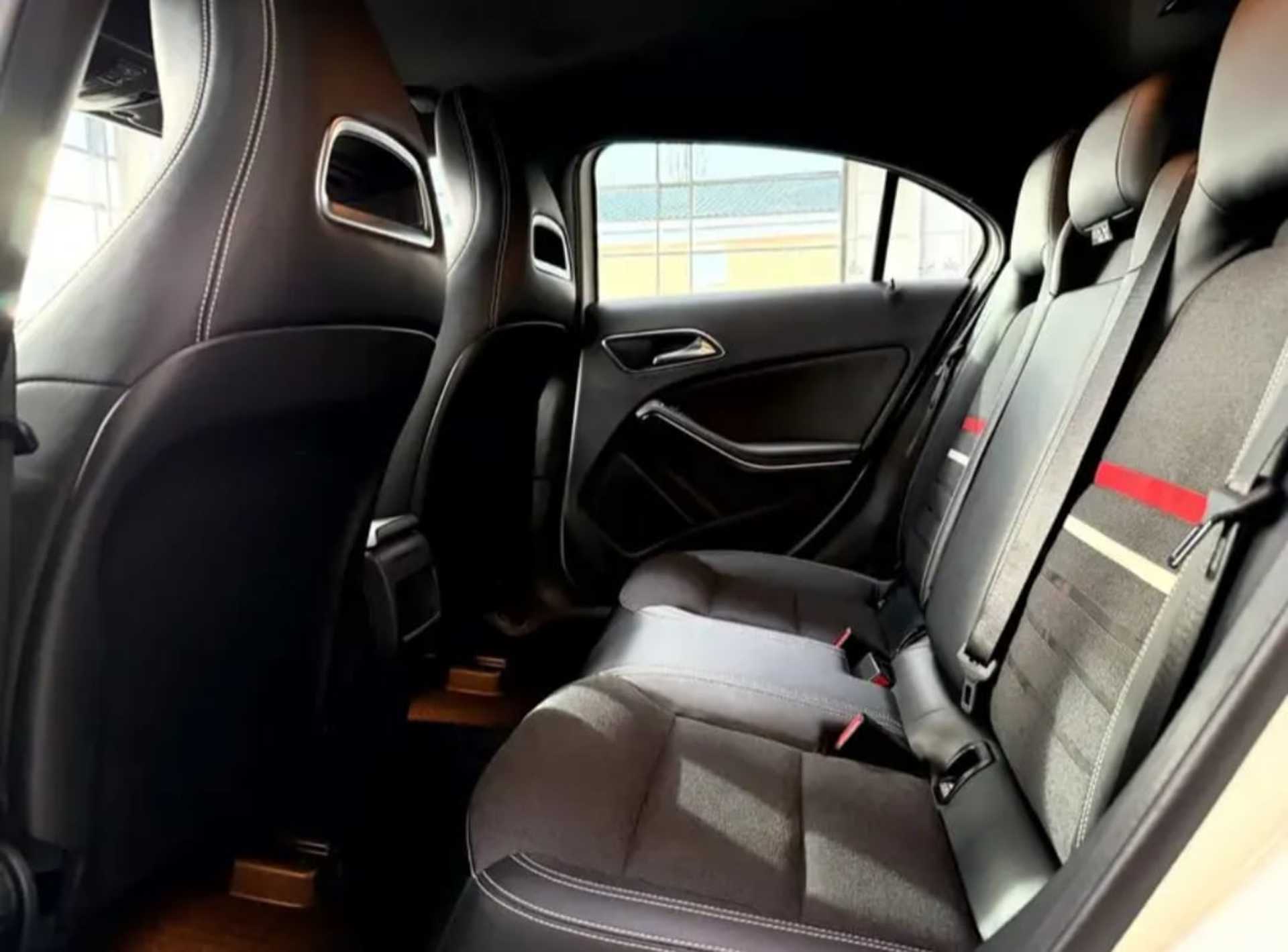 Mercedes-Benz A-Class  200 Style B - 5