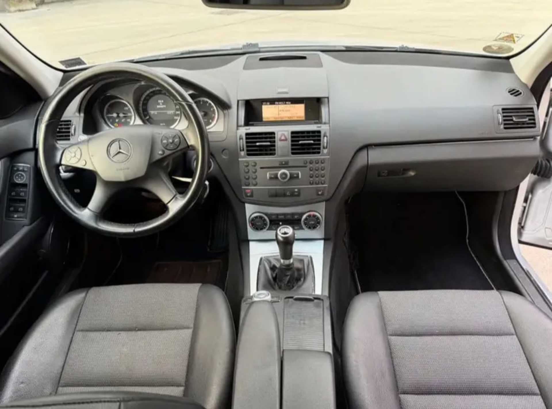 Mercedes-Benz C-Class - 2