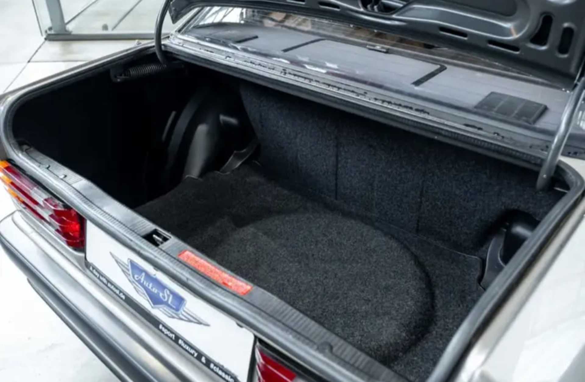 Mercedes-Benz 190 - 9