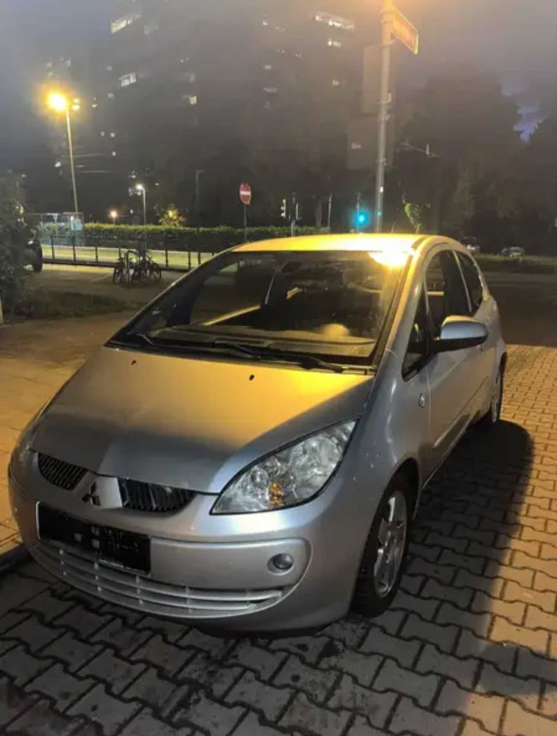 Mitsubishi Colt 1.1 Motion - 1