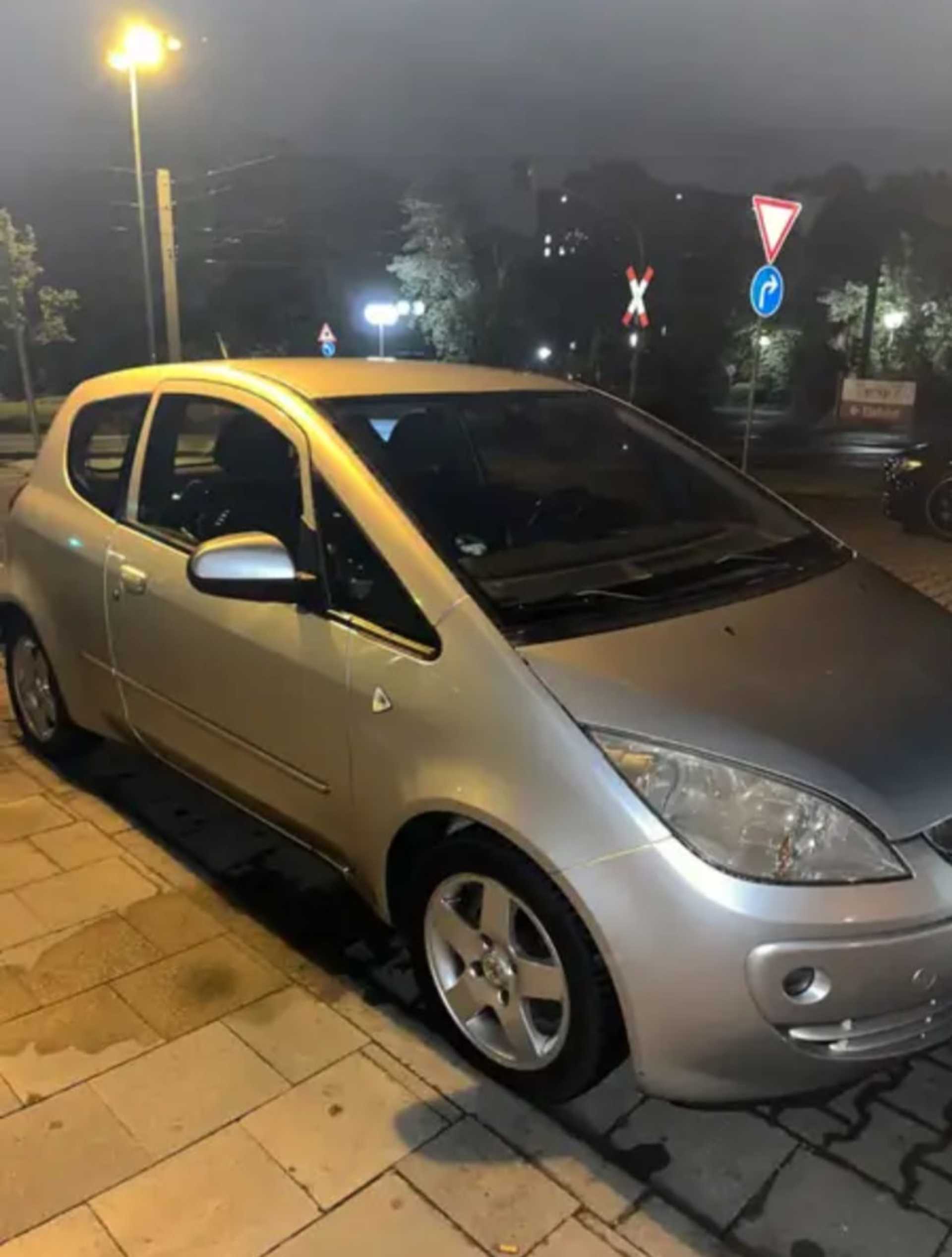 Mitsubishi Colt 1.1 Motion - 4