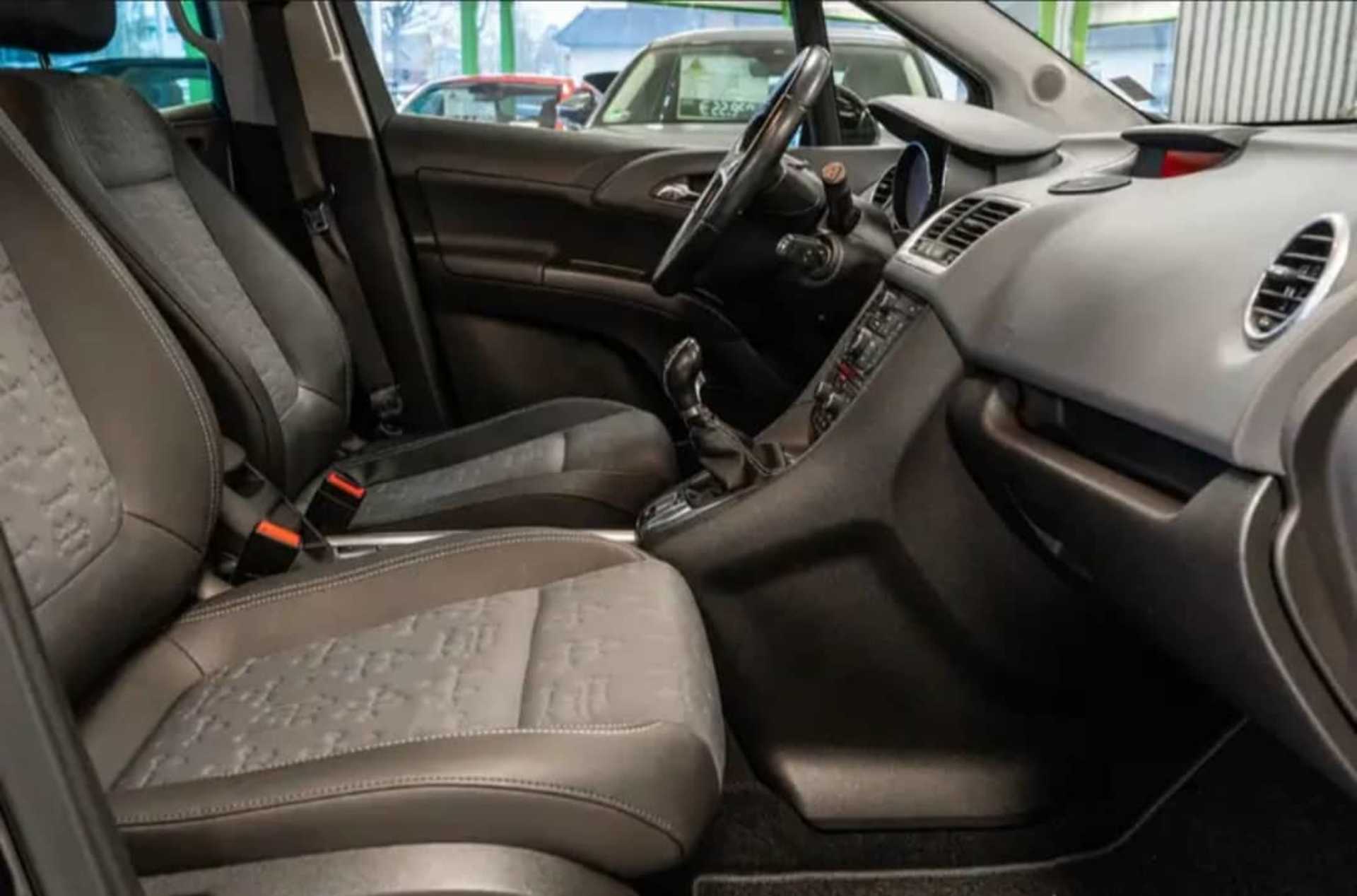 Opel  Meriva B 1.4 Benzin Eco Flex - 4