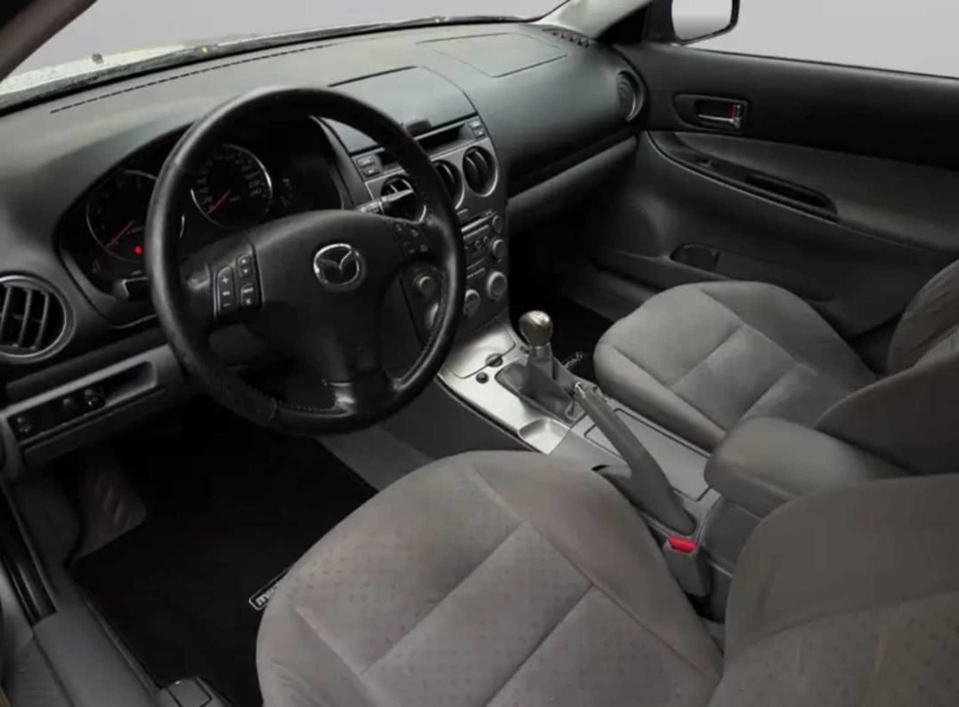 Mazda 6 2.0 Exclusive - 2
