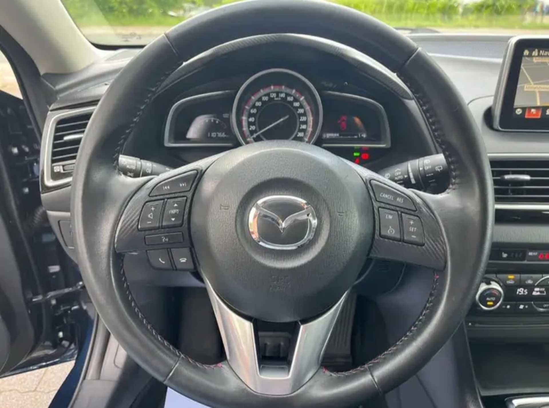 Mazda Mazda3 - 2