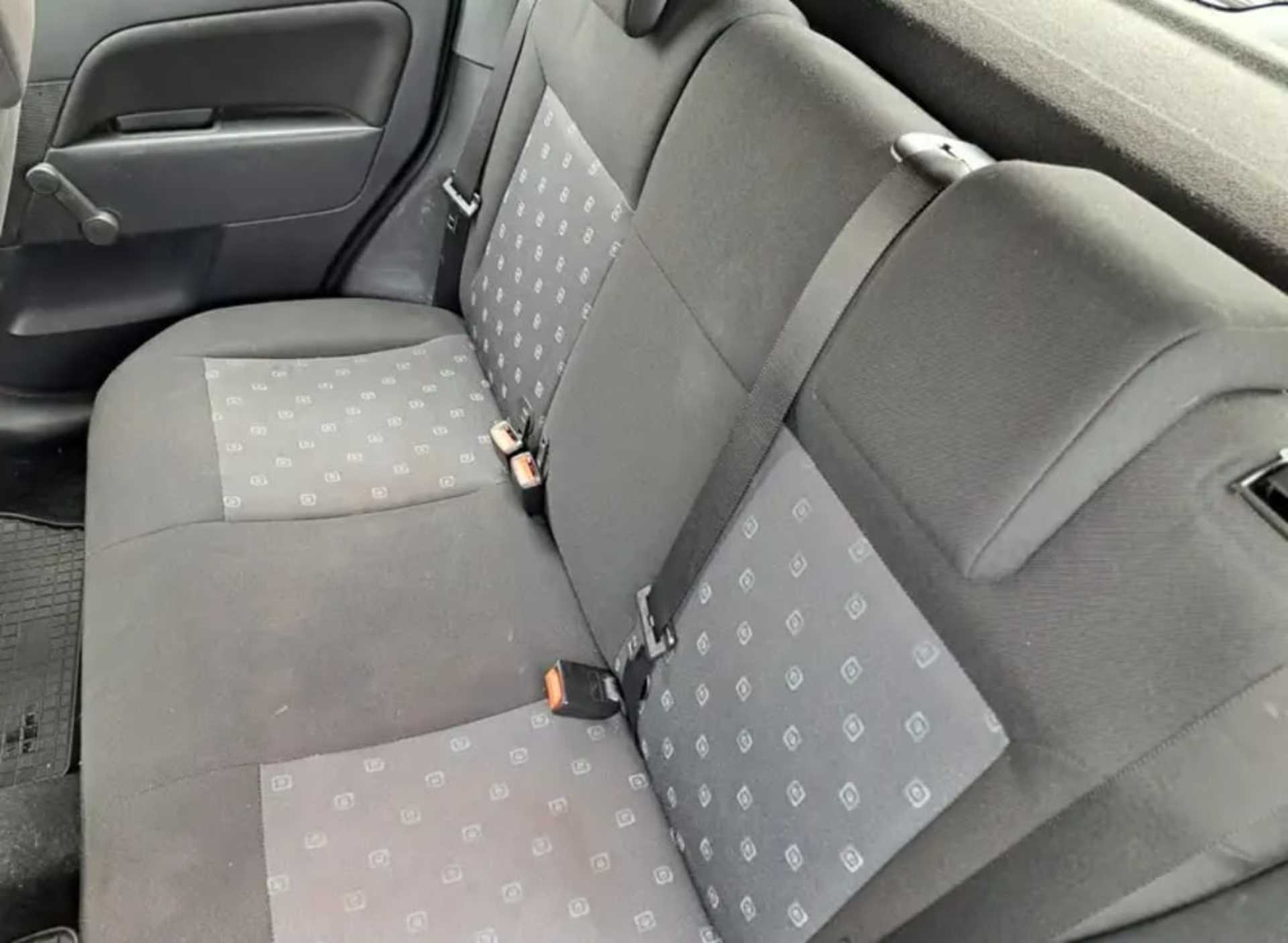 Ford Fiesta - 4
