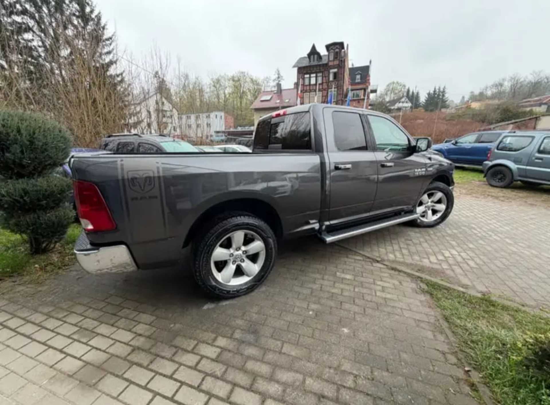 Dodge Ram - 9