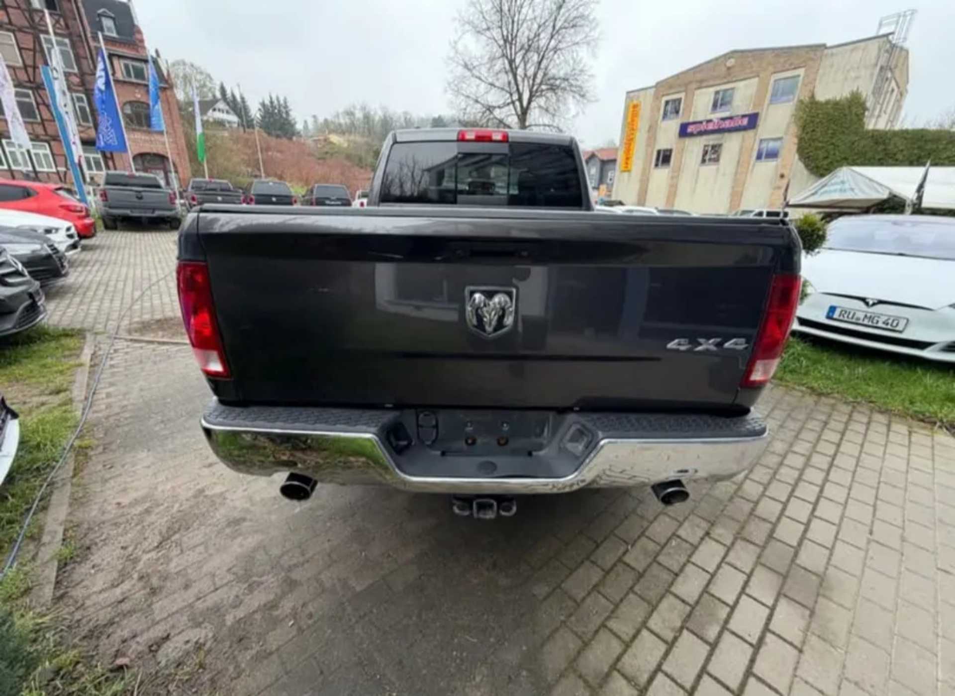 Dodge Ram - 10