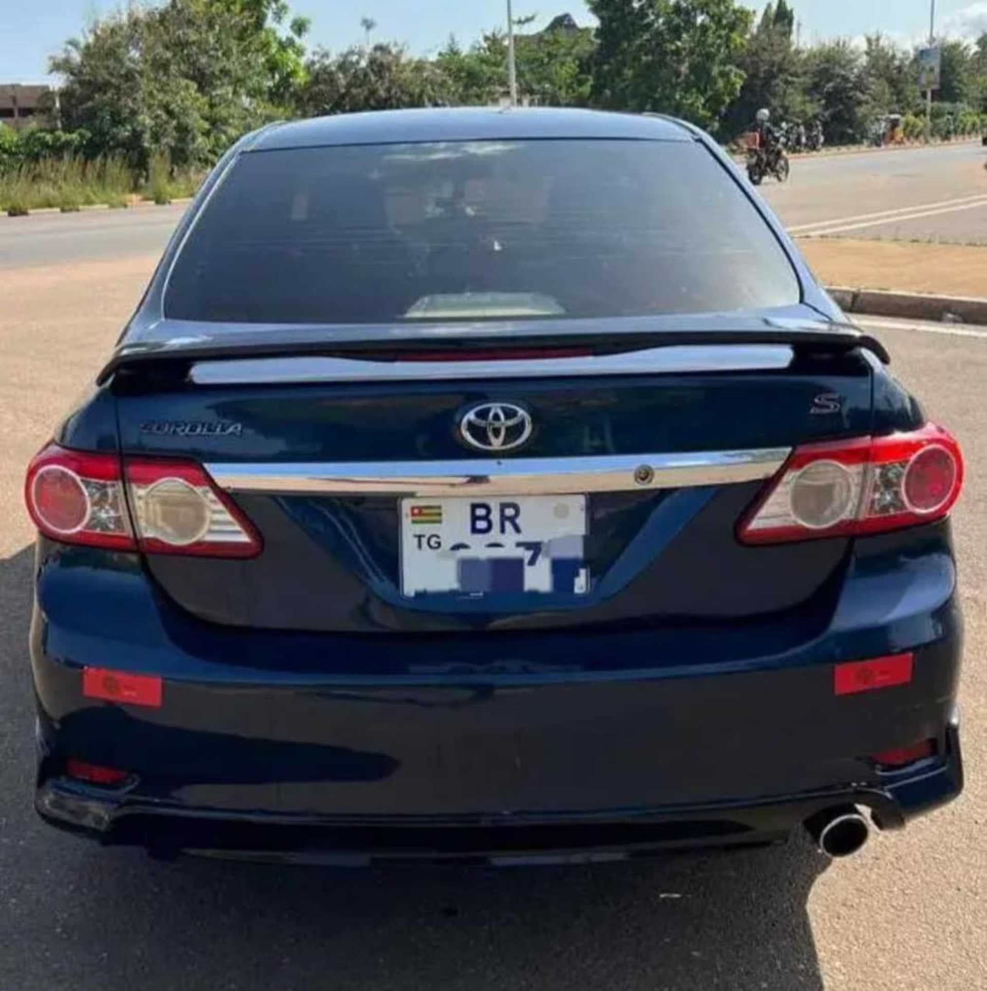 Toyota Corolla S - 8