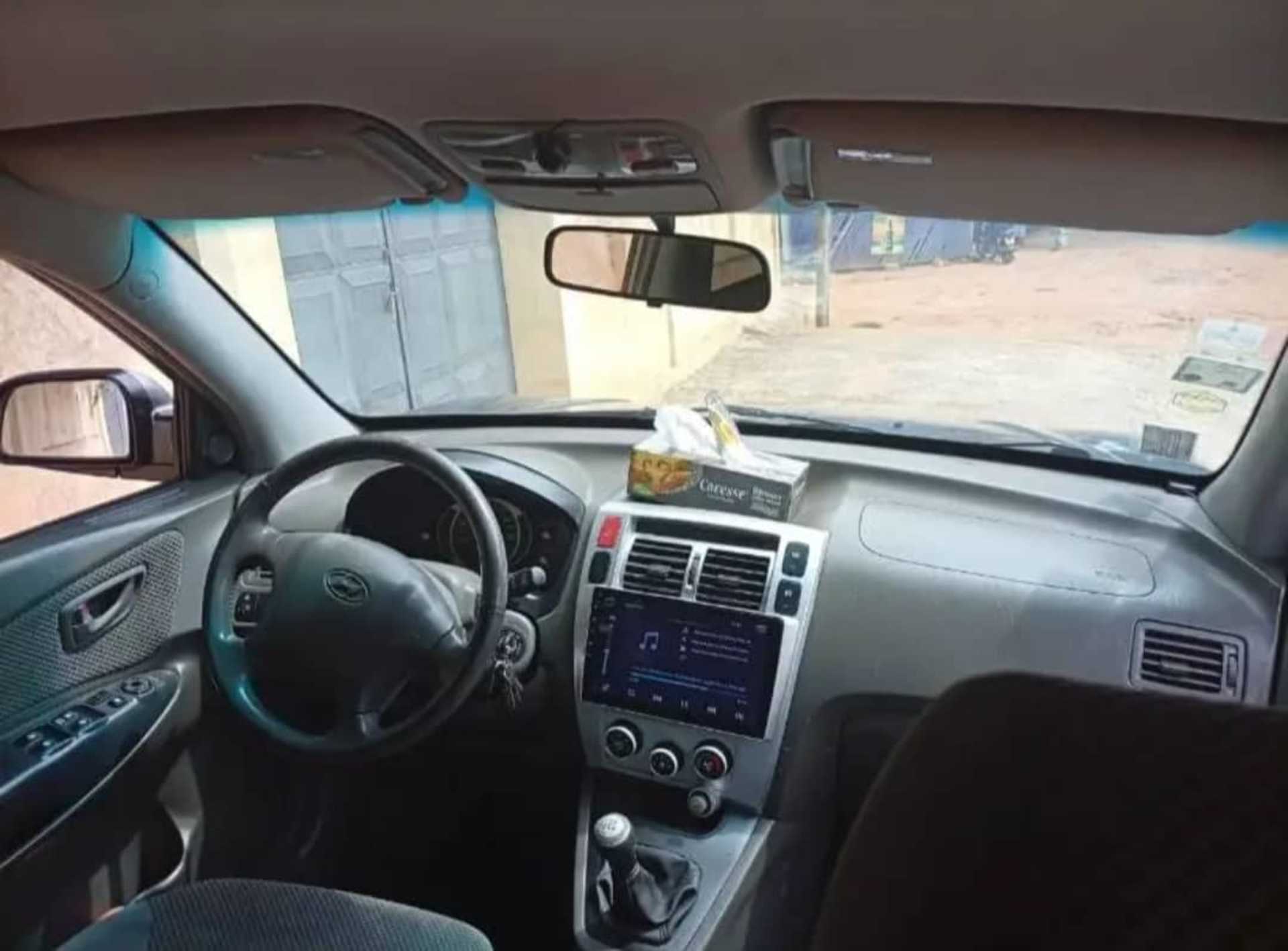 Hyundai Tucson - 2