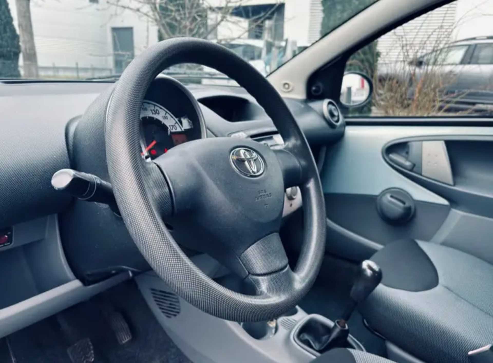 Toyota Aygo - 2