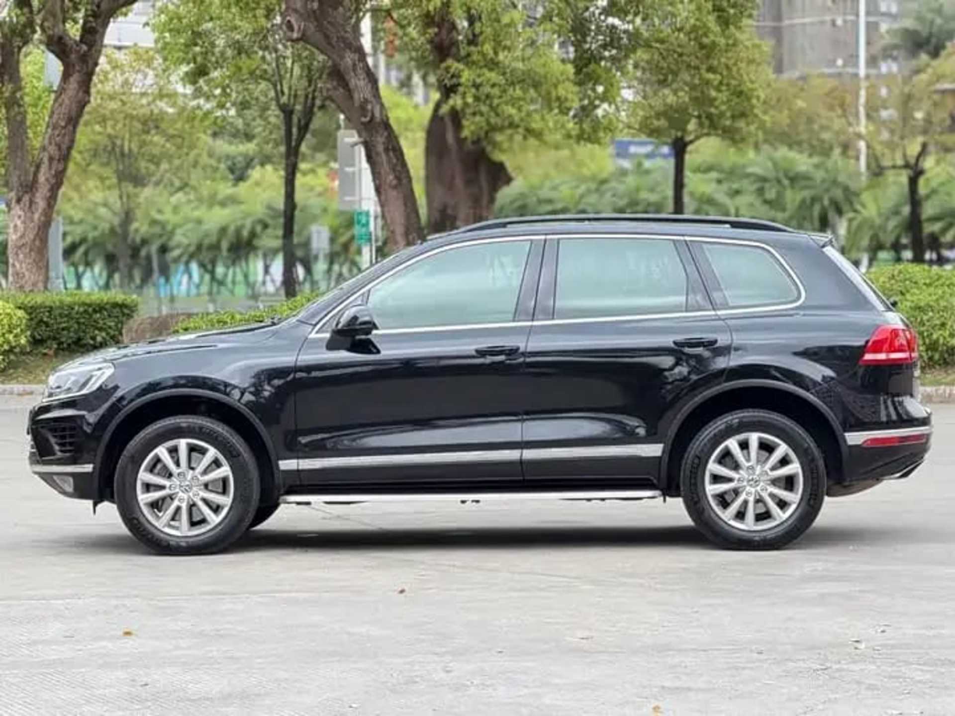 Volkswagen Touareg 3.0 TSI V6 4WD - 9