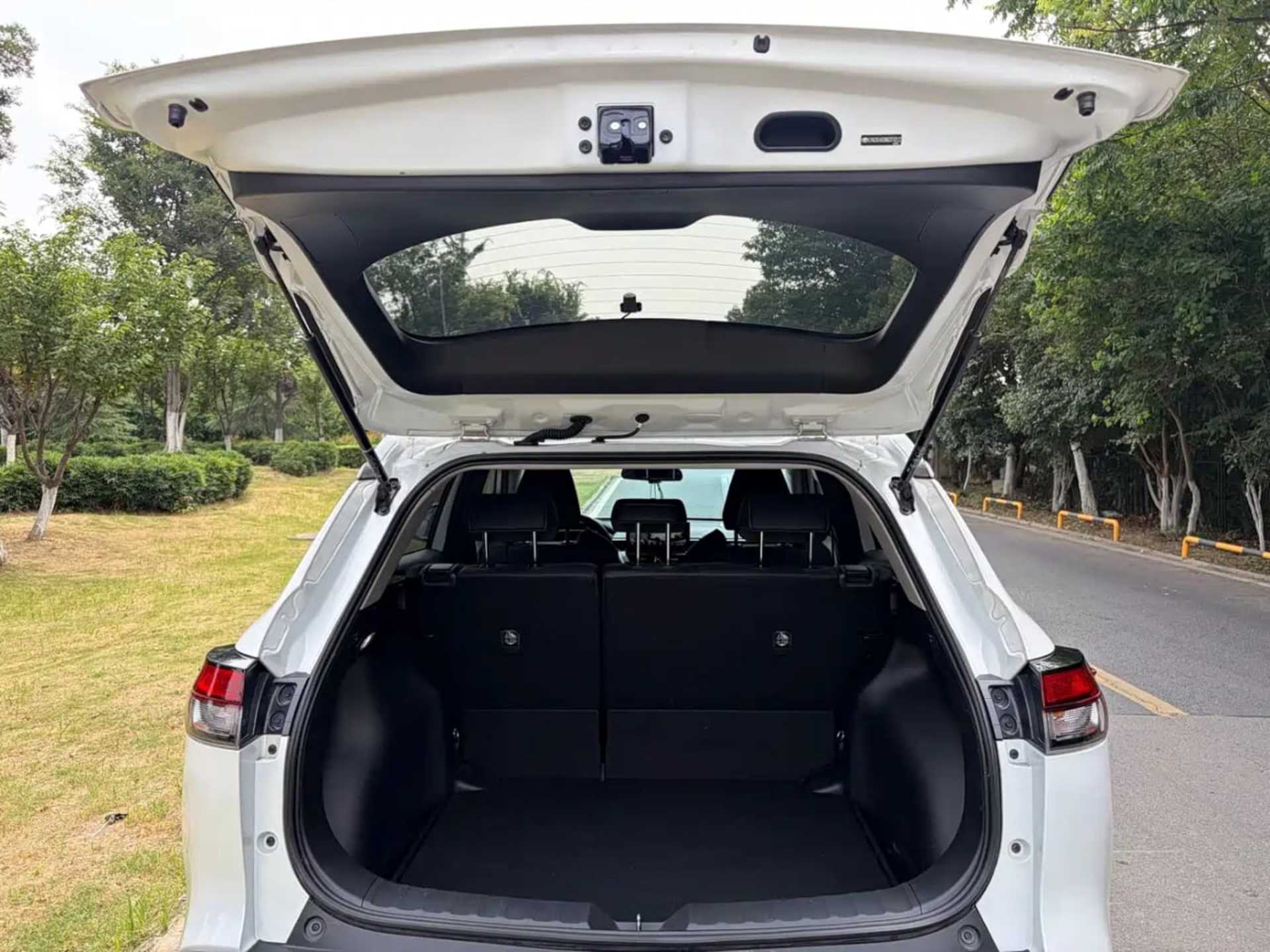 Toyota FRONTLANDER - 7