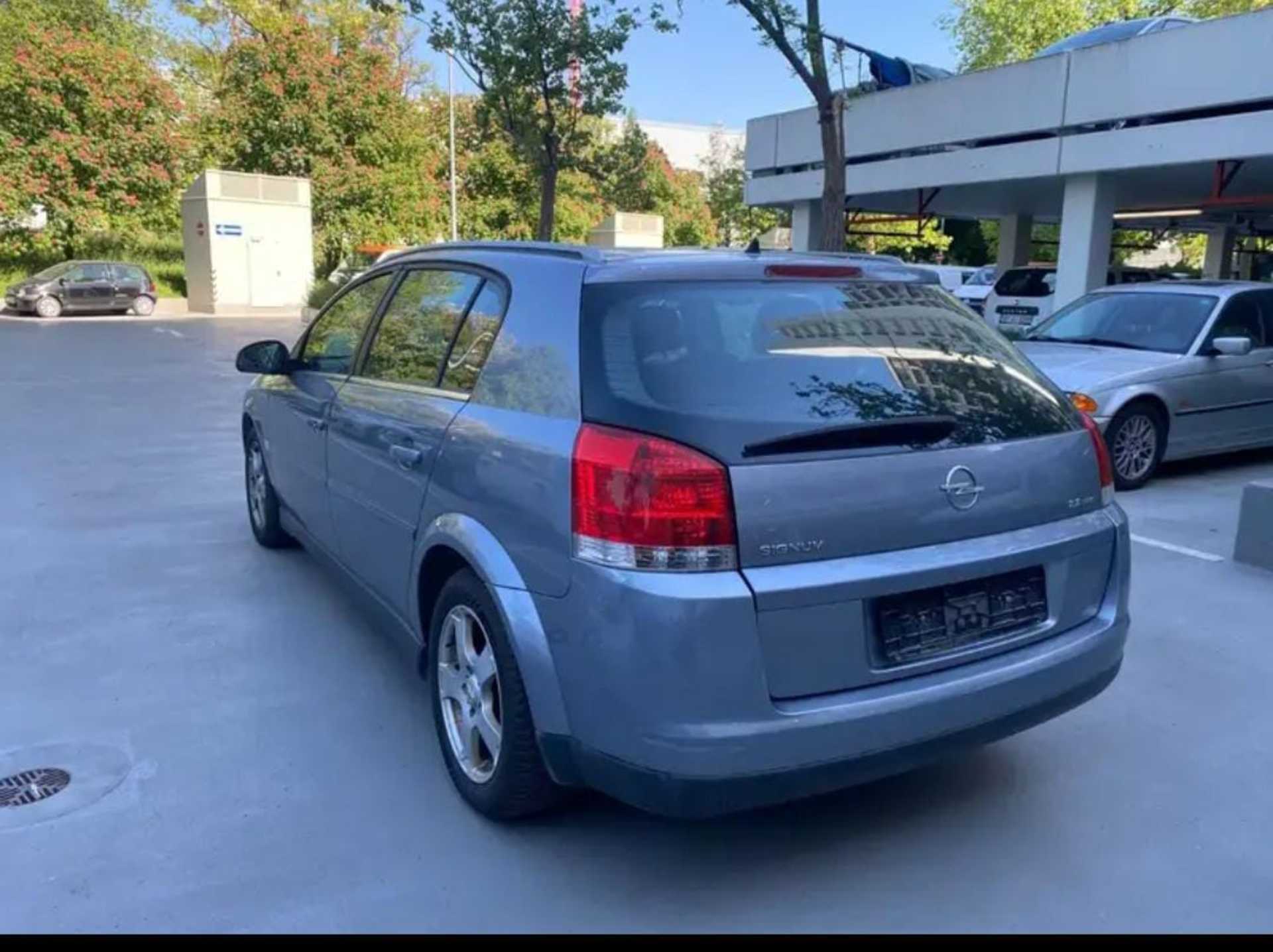 Opel SiGNum - 6