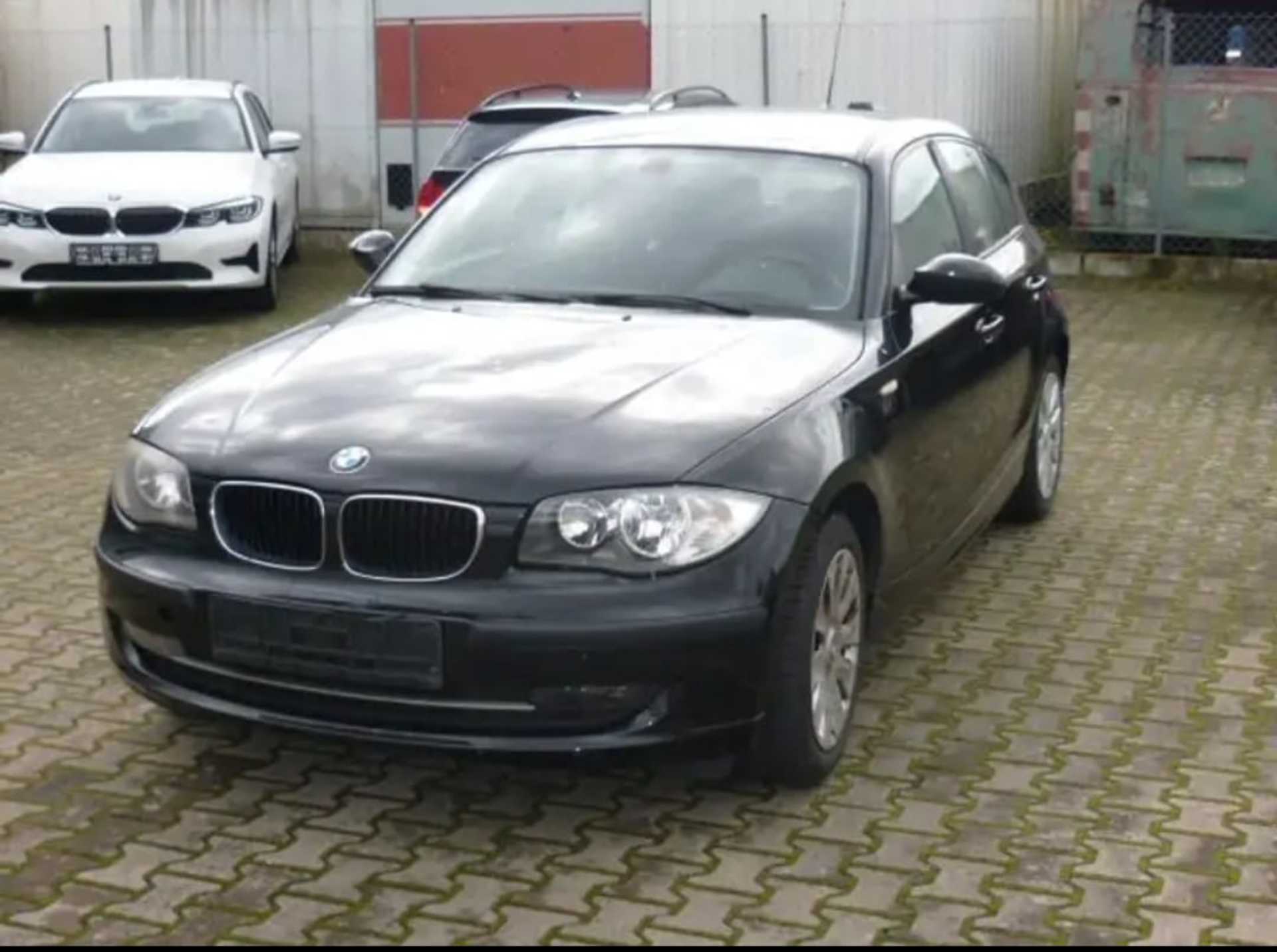 Mercedes-Benz 116i 2.0 Hagelschaden - 1