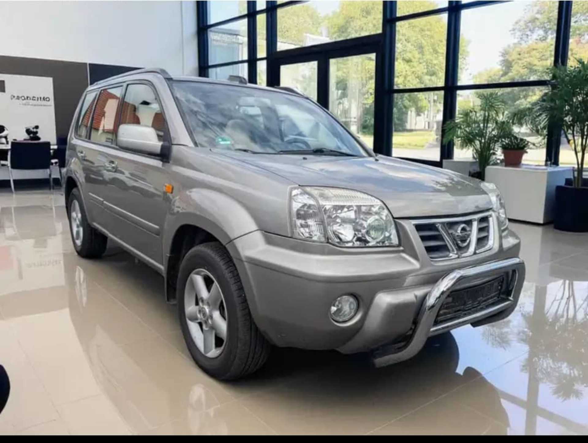 Nissan X-Trail - 1