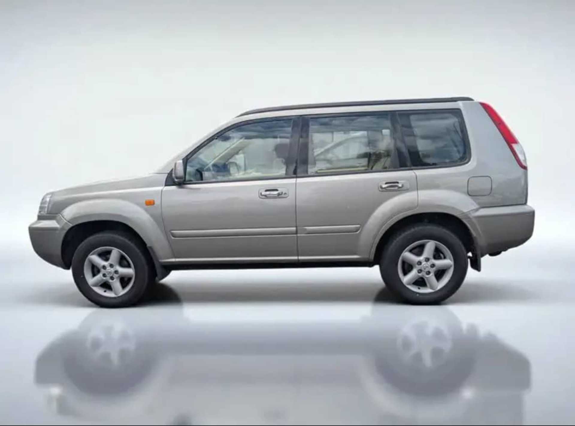 Nissan X-Trail - 6