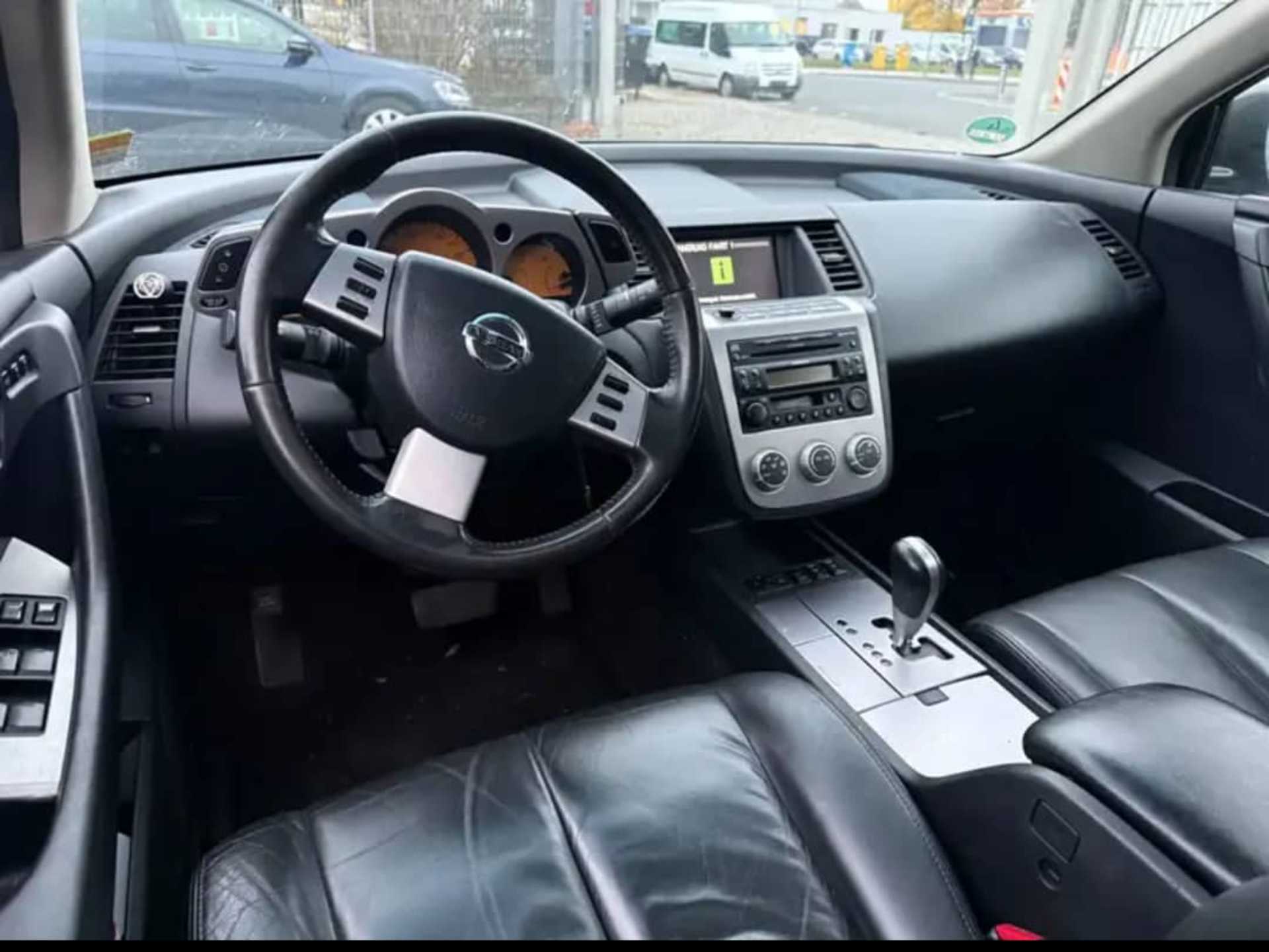 Nissan Murano - 2