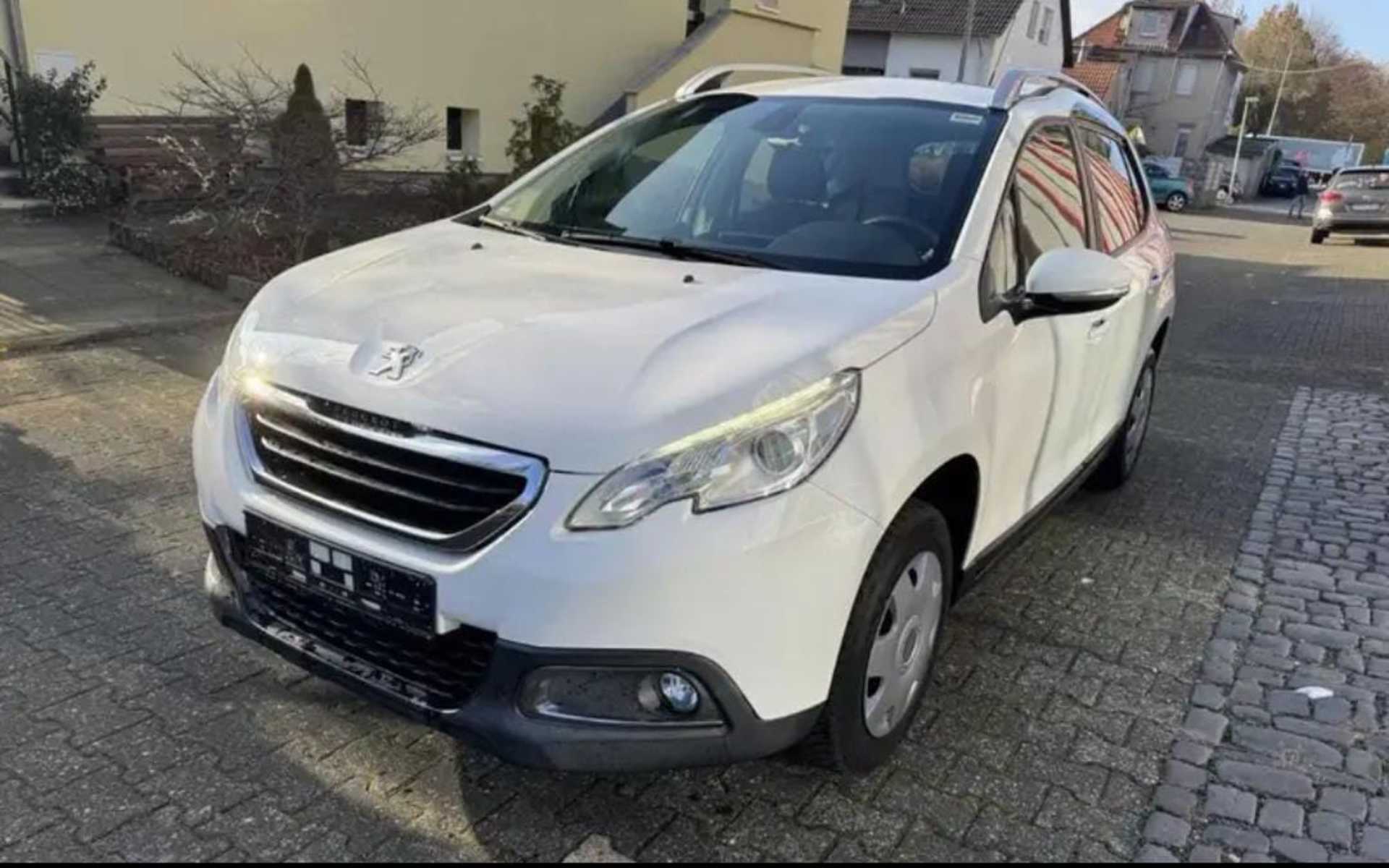 Peugeot 2008 - 1
