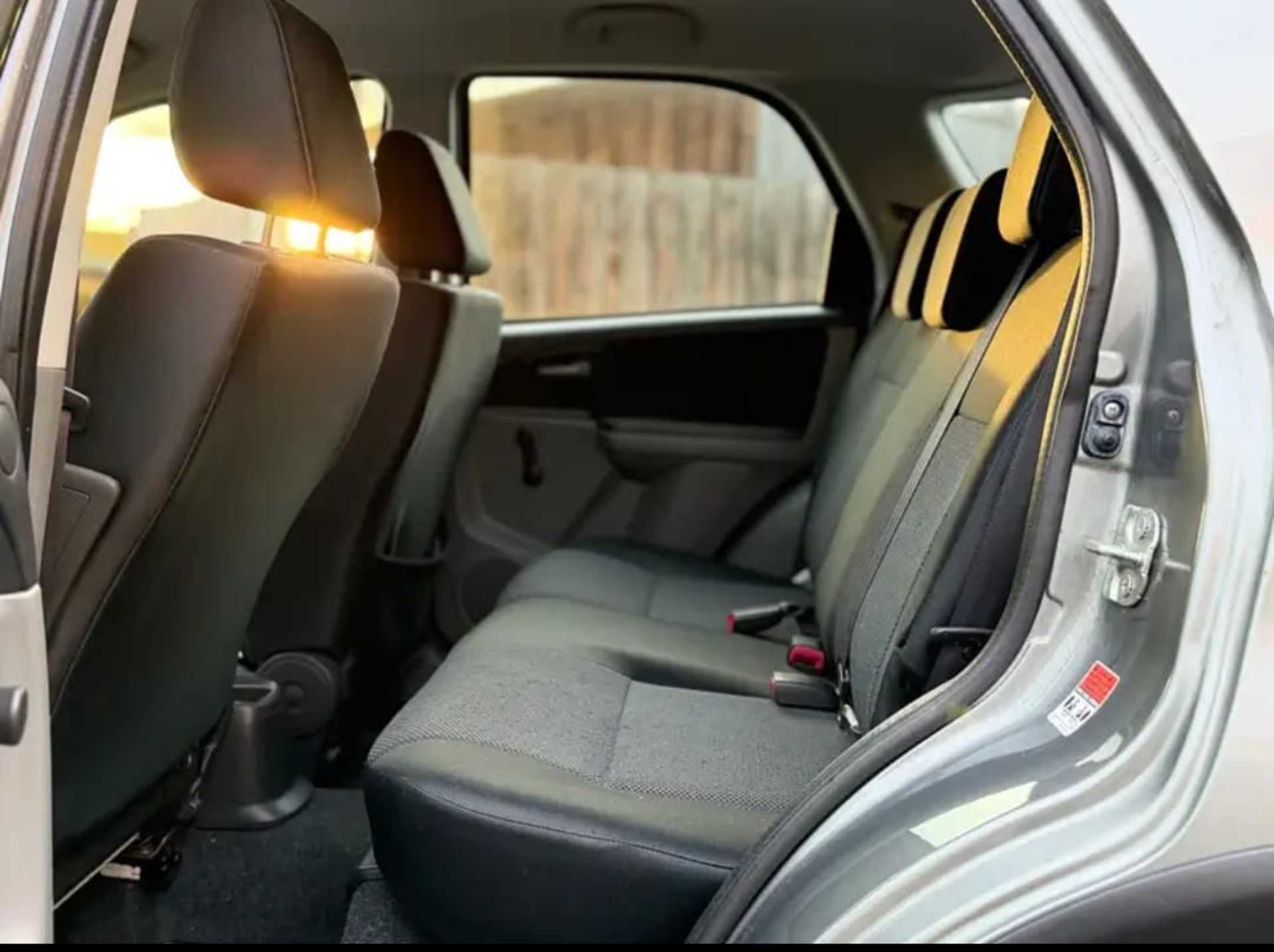 Peugeot 2008 - 5
