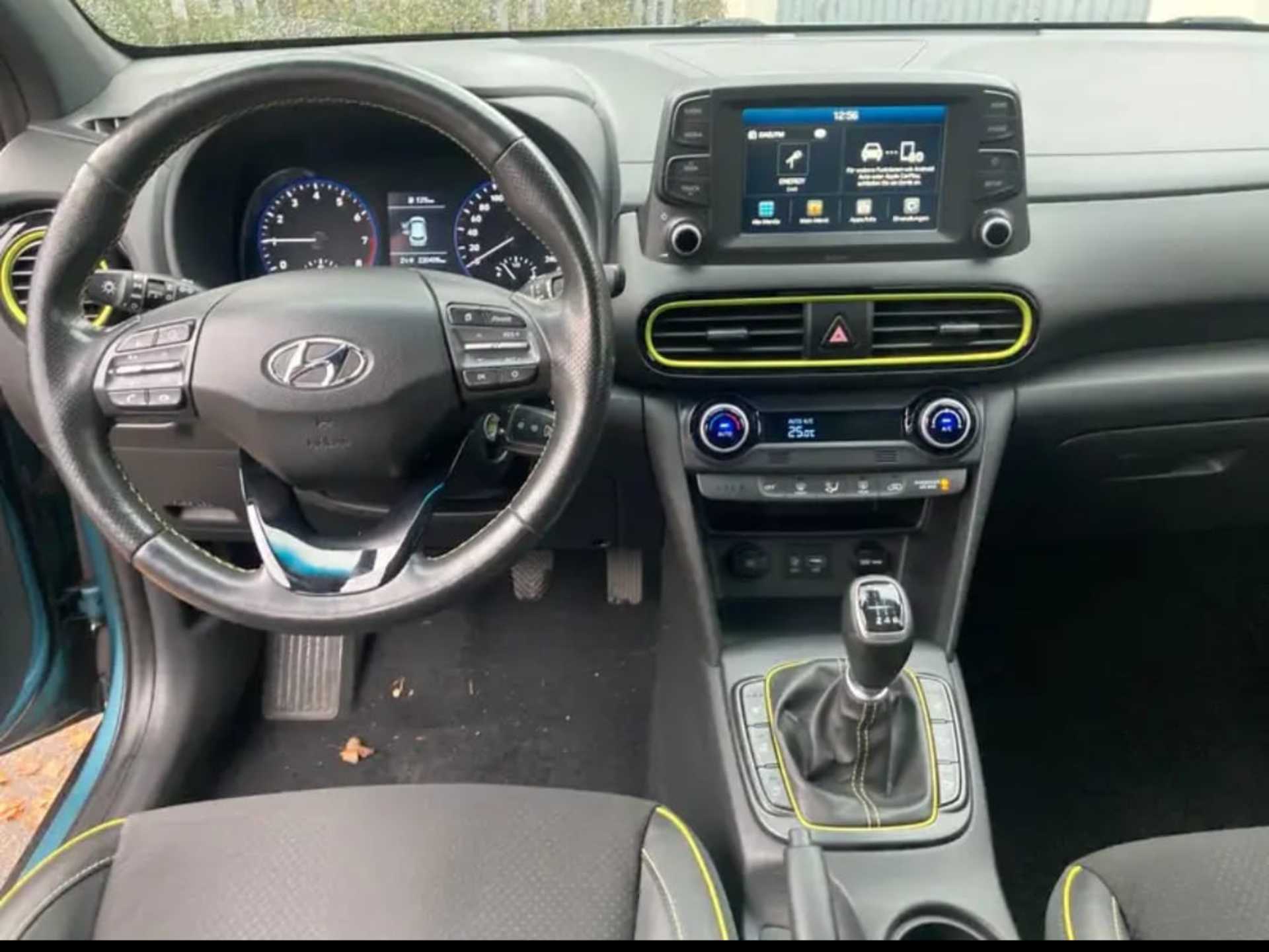 Hyundai Kona - 2