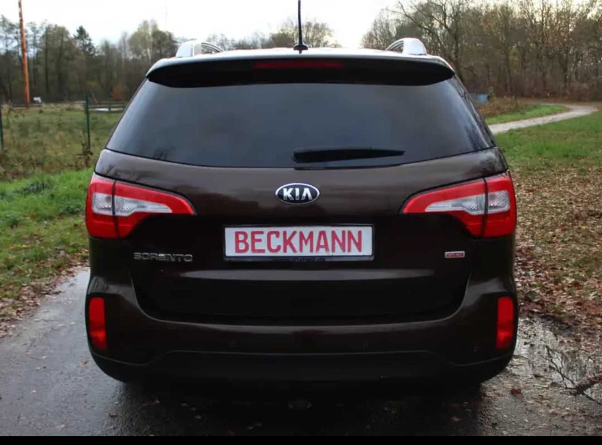 Kia Sorento - 10