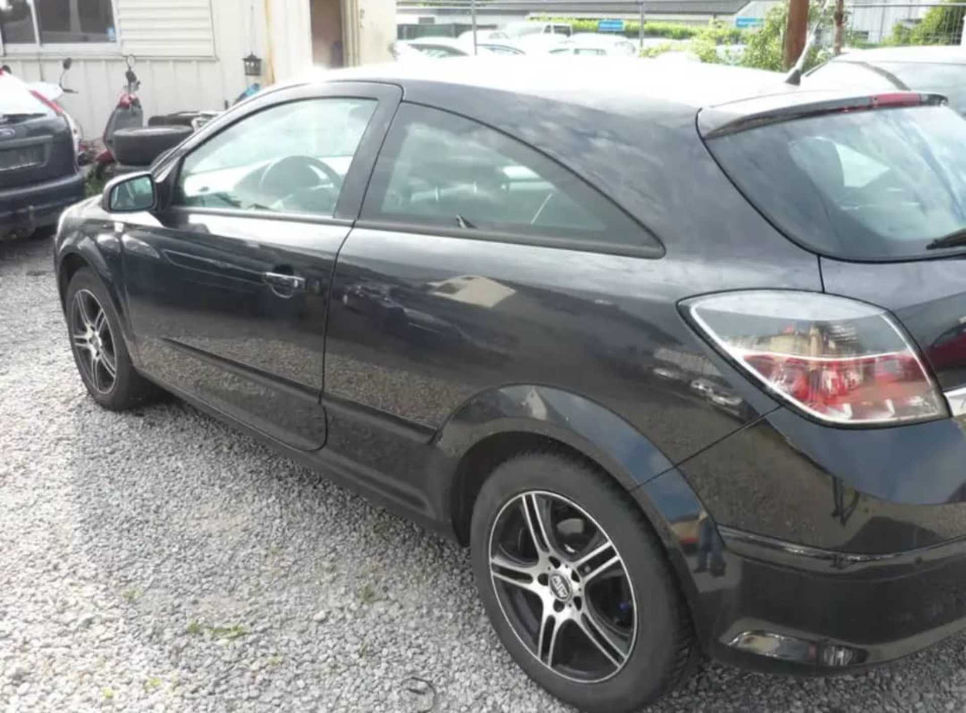 Opel Astra   3-Türer GTC 1.4 - 3