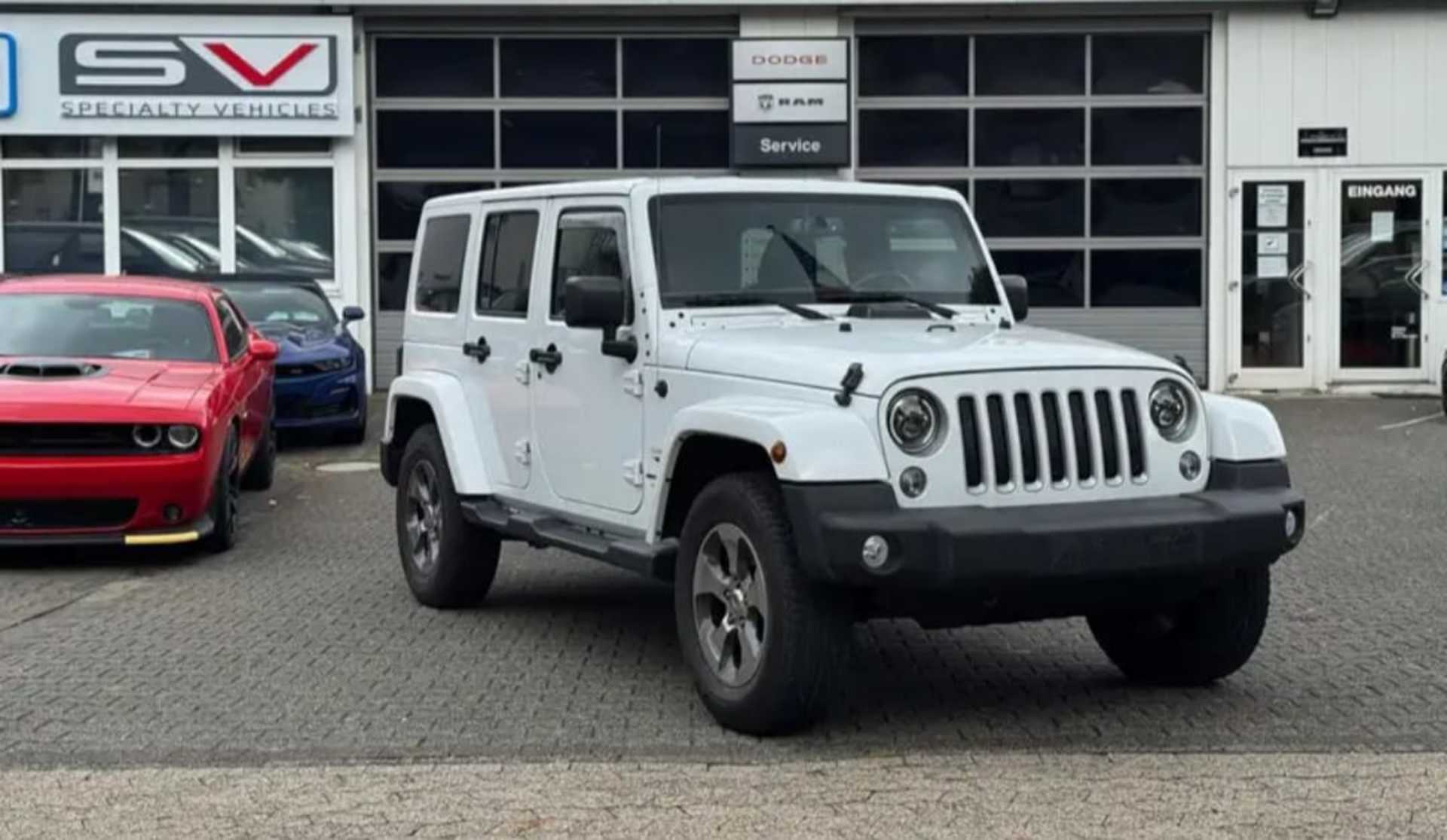 Jeep Wrangler  2.8 CRD DPF Sahara - 1