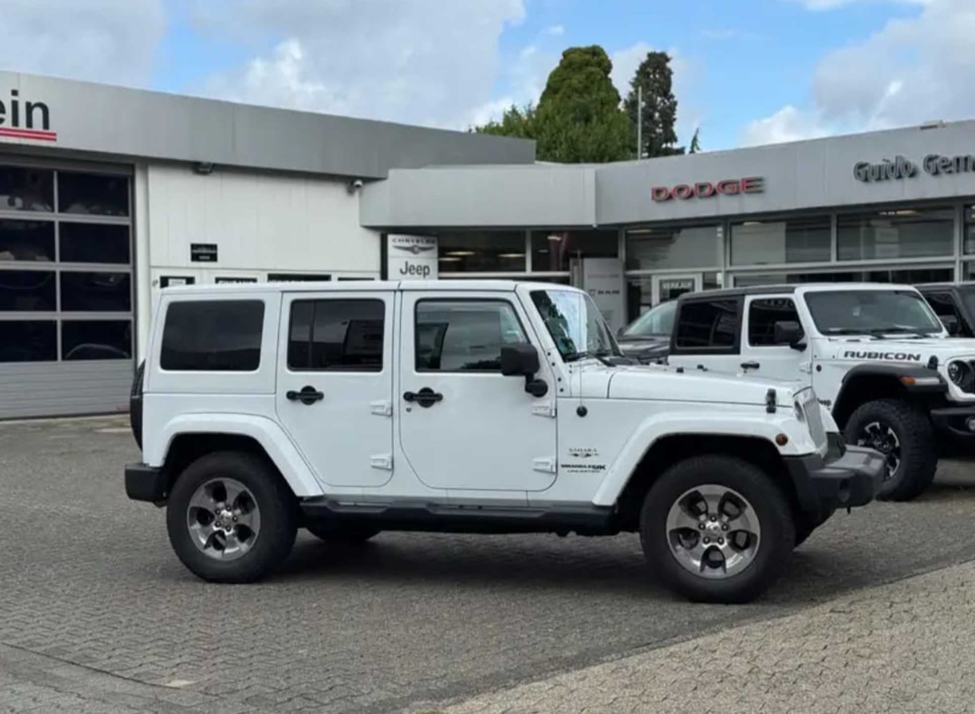 Jeep Wrangler  2.8 CRD DPF Sahara - 8