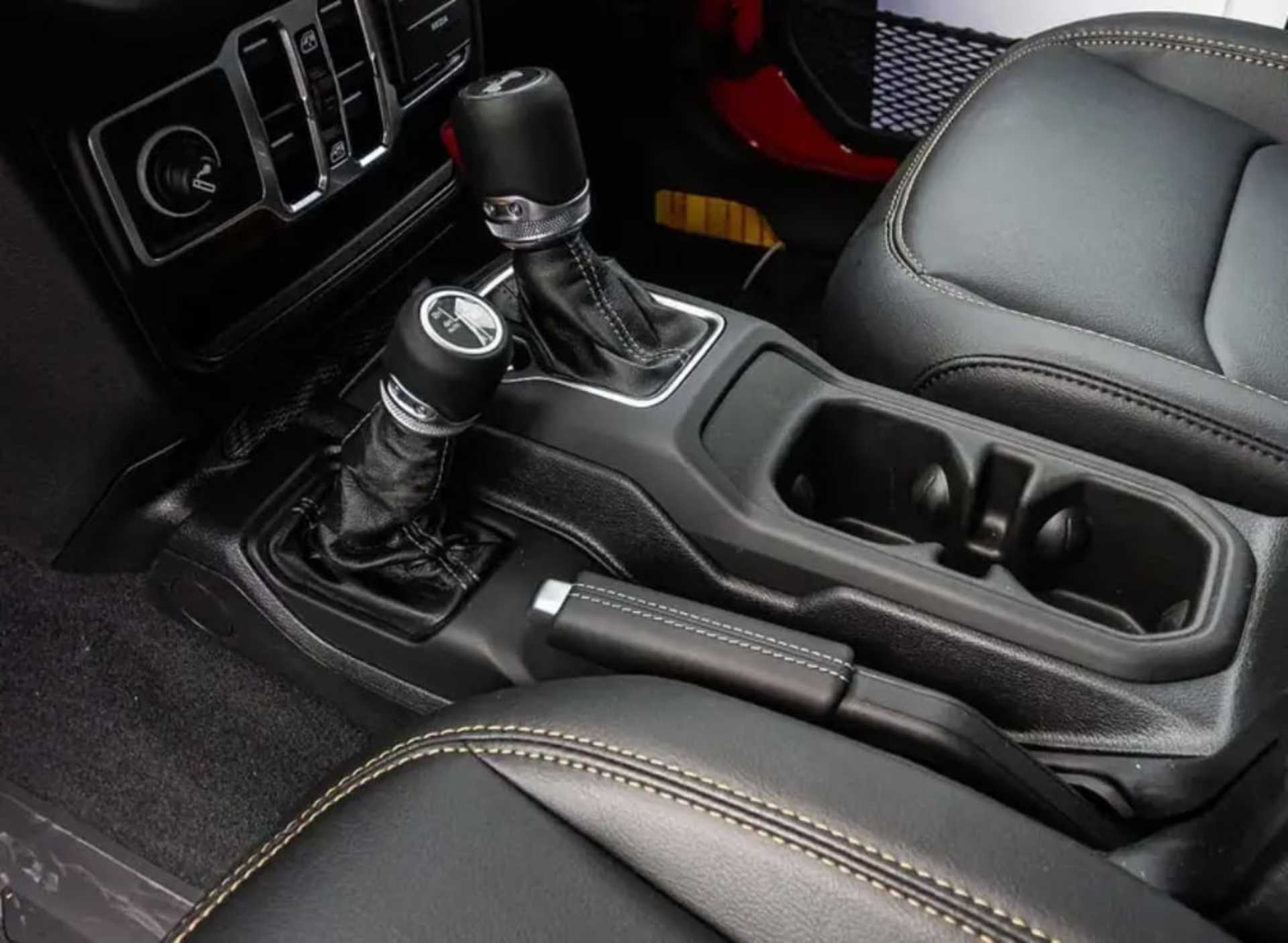 Jeep Wrangler  - 3